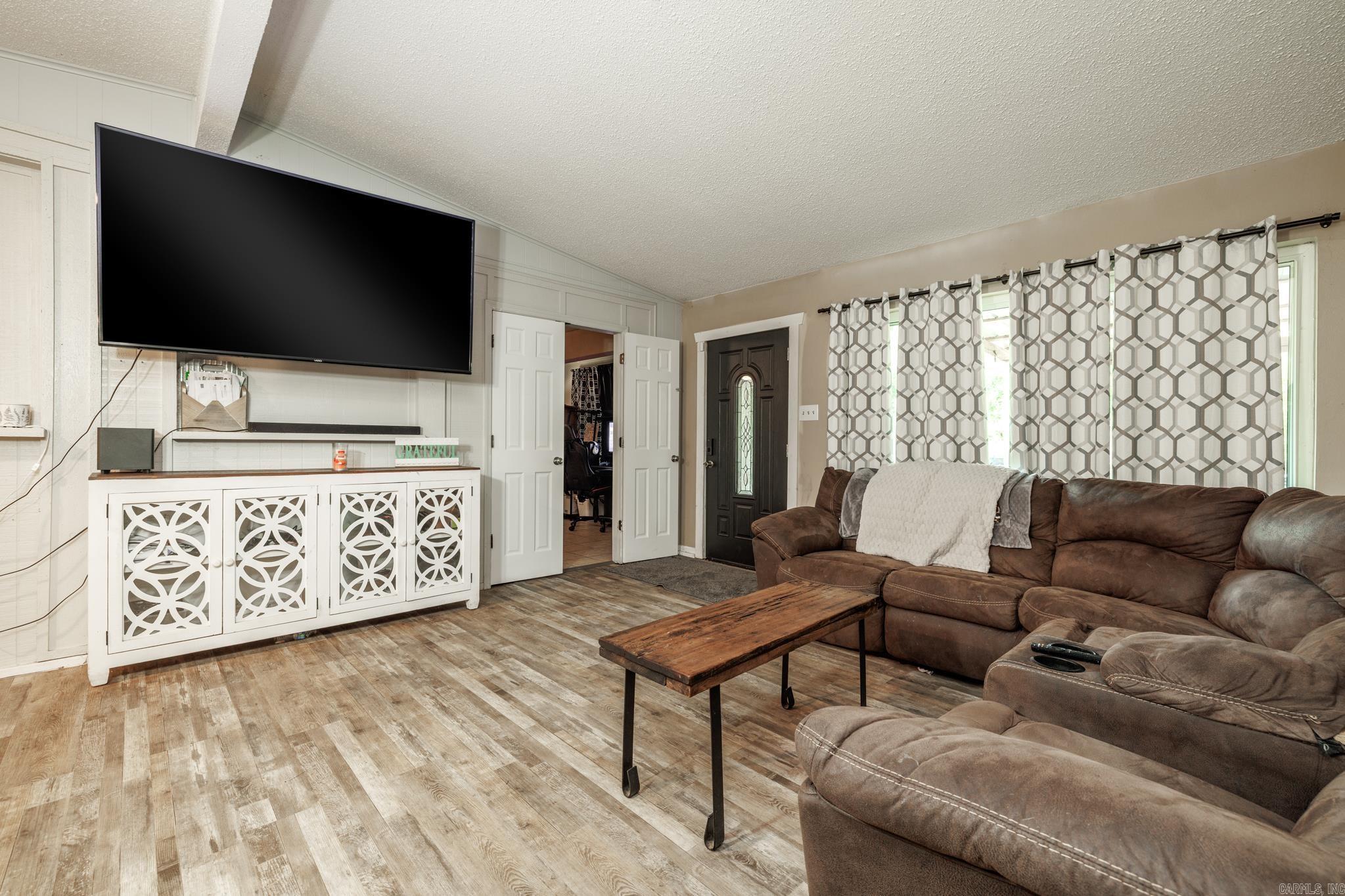 380 Long Beach  Hot Springs, AR