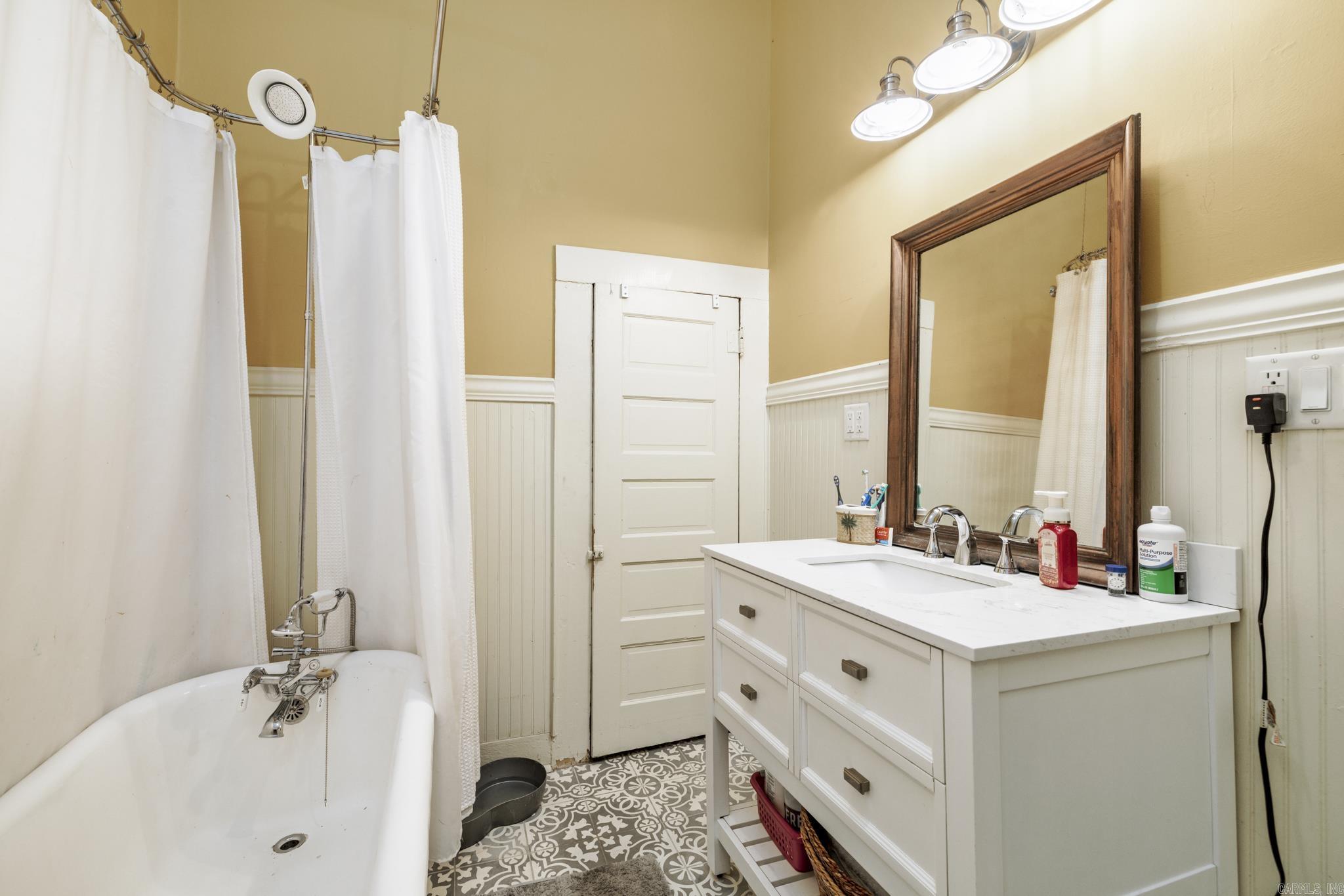 222 N 5th  Arkadelphia, AR