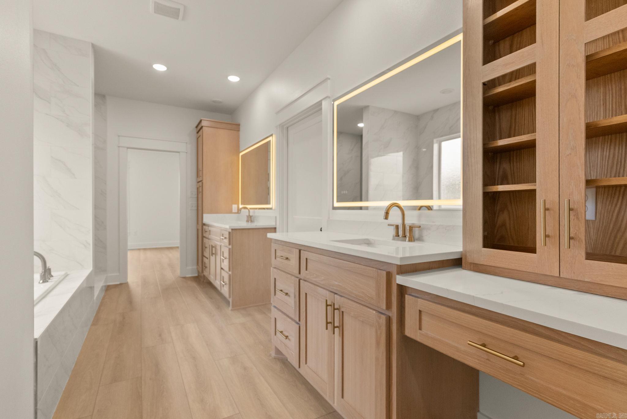 26 Avrey  Greenbrier, AR