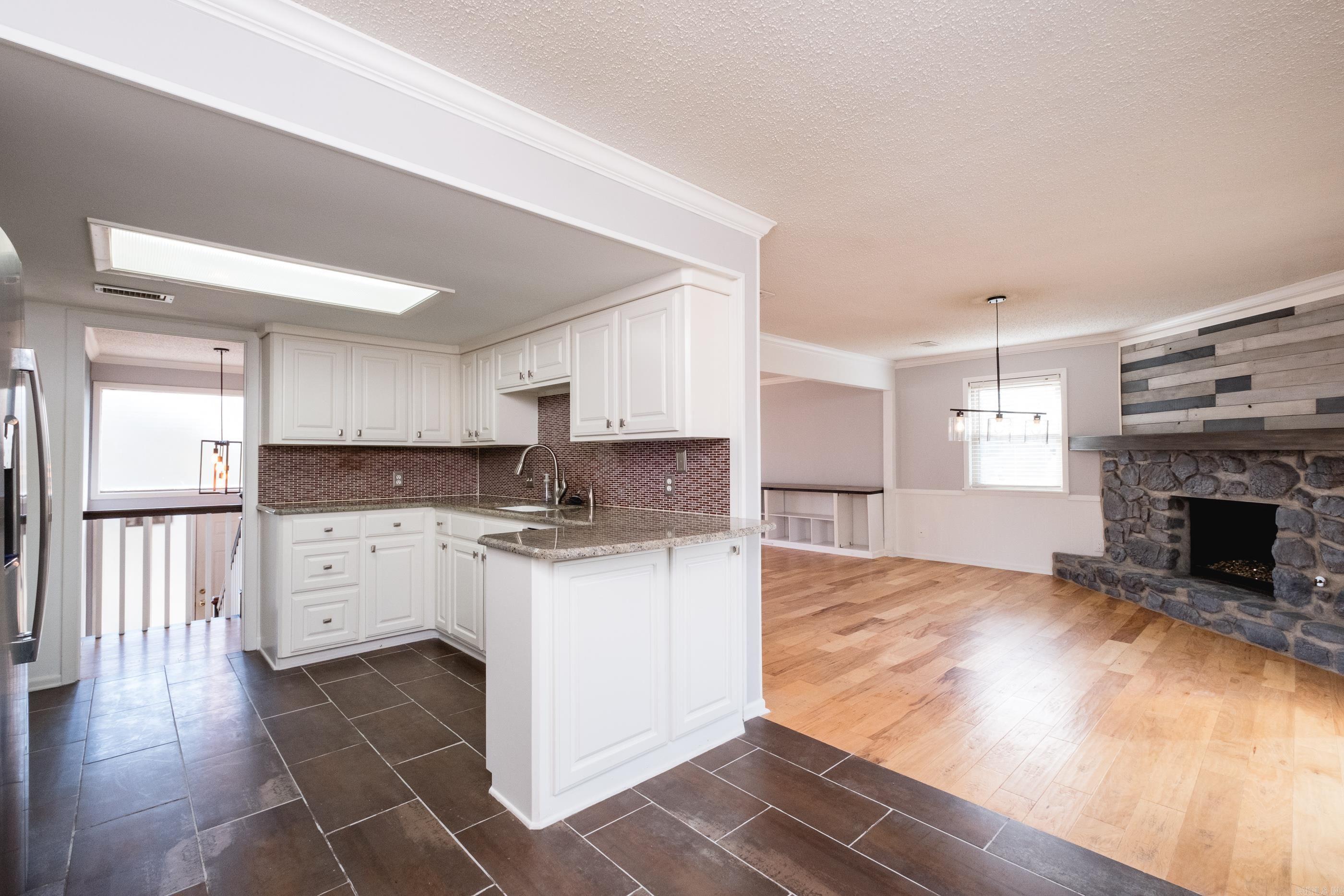 3210 ROCKY  Little Rock, AR