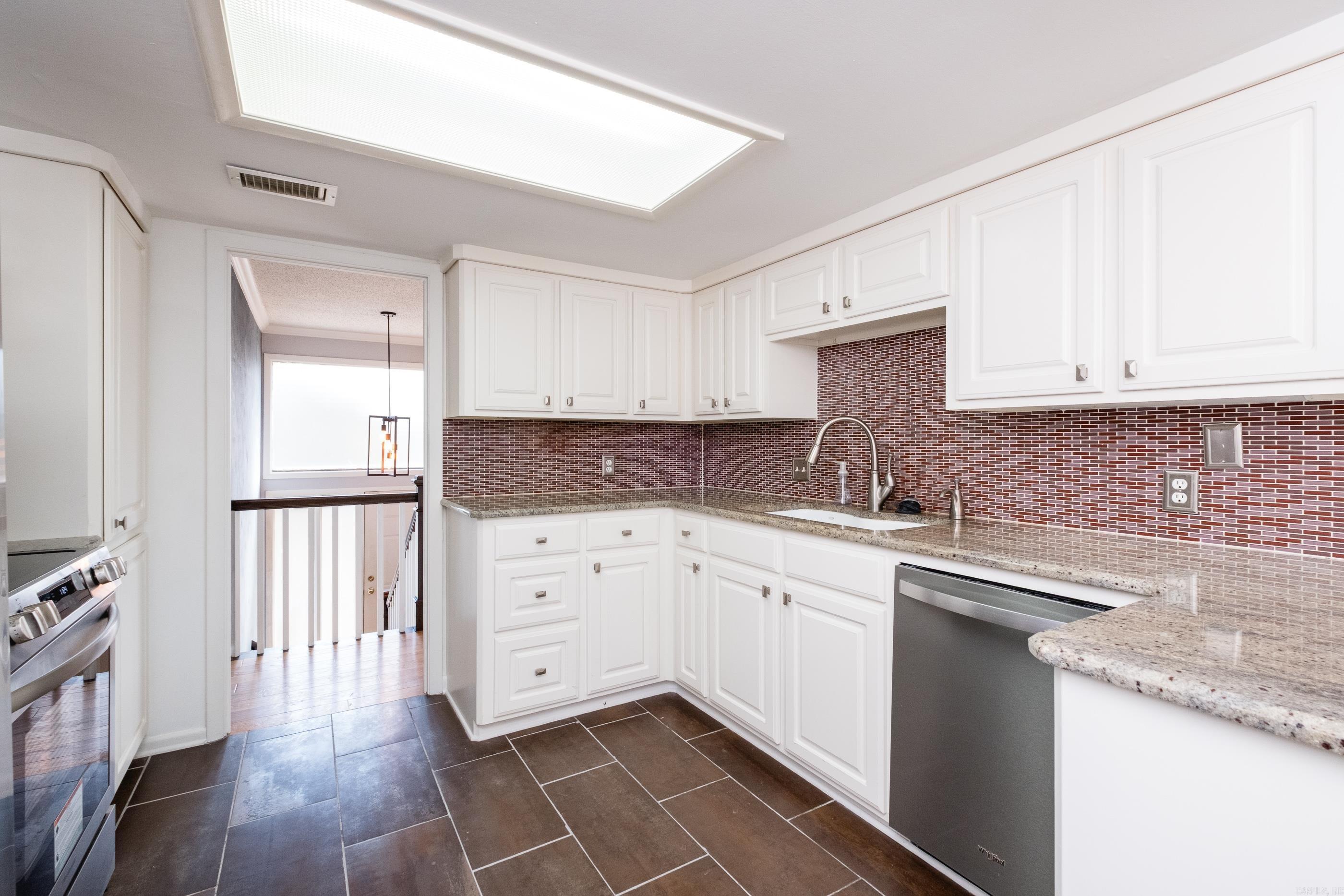 3210 ROCKY  Little Rock, AR