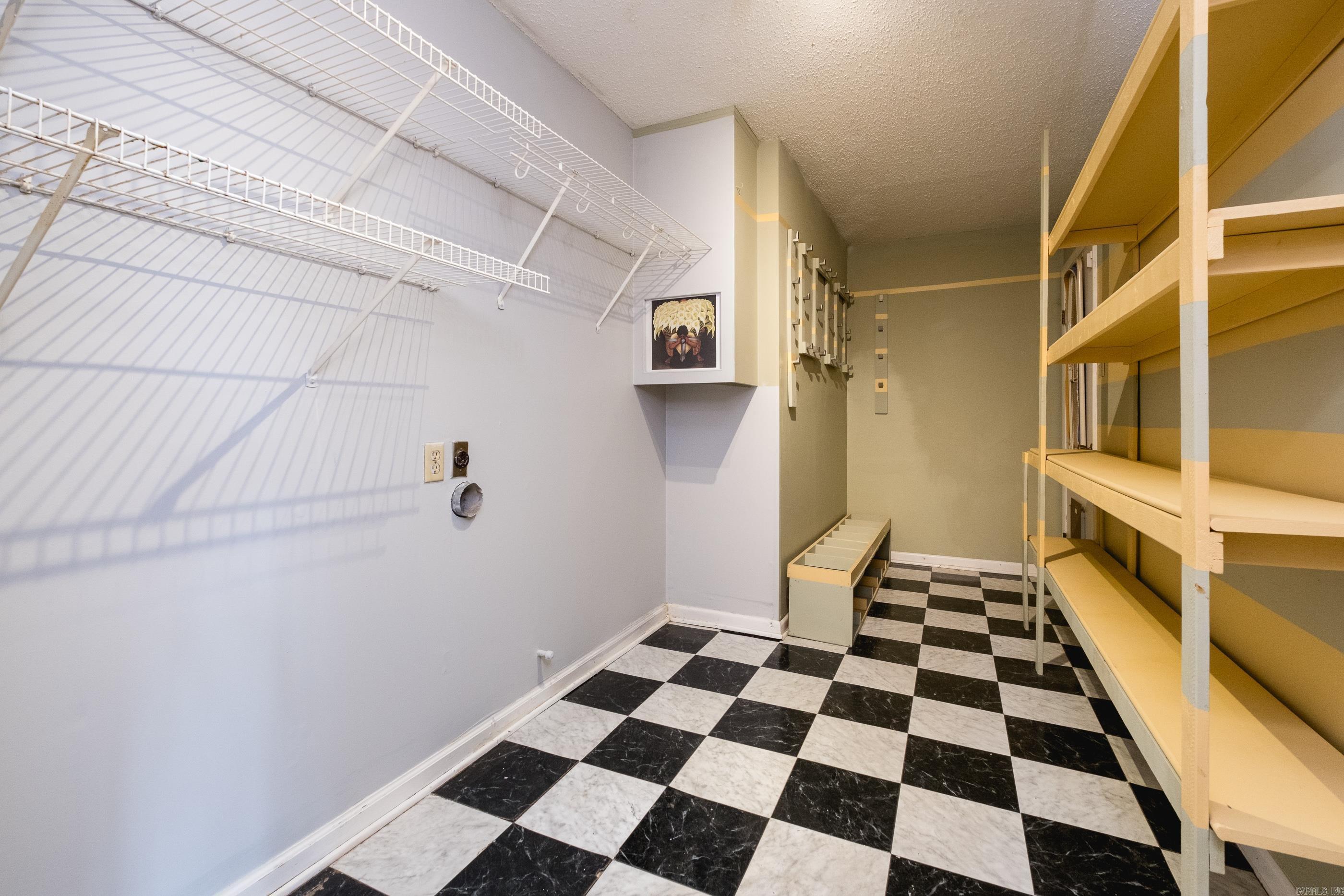 3210 ROCKY  Little Rock, AR