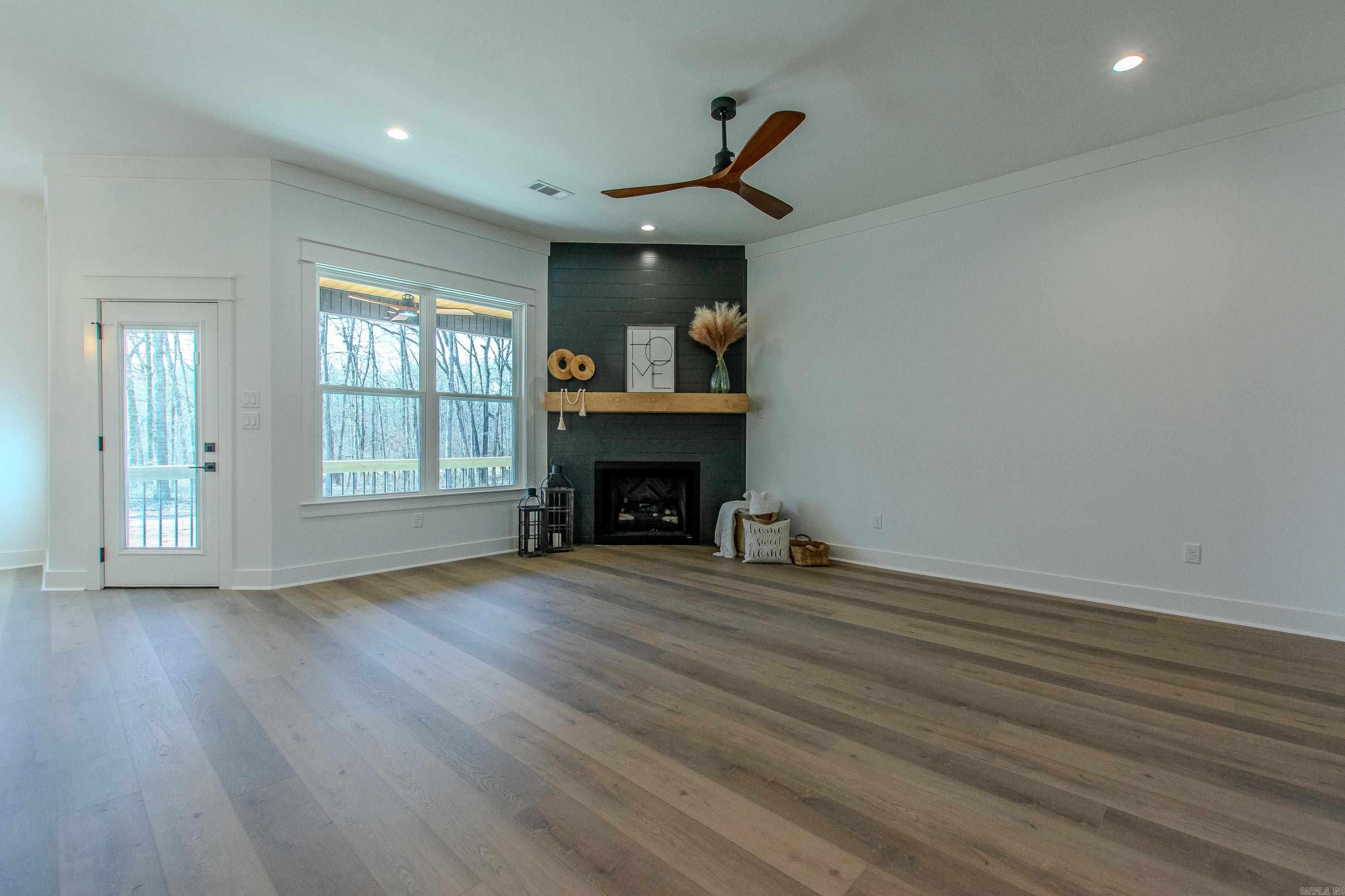 629 Valley Oak  Sherwood, AR