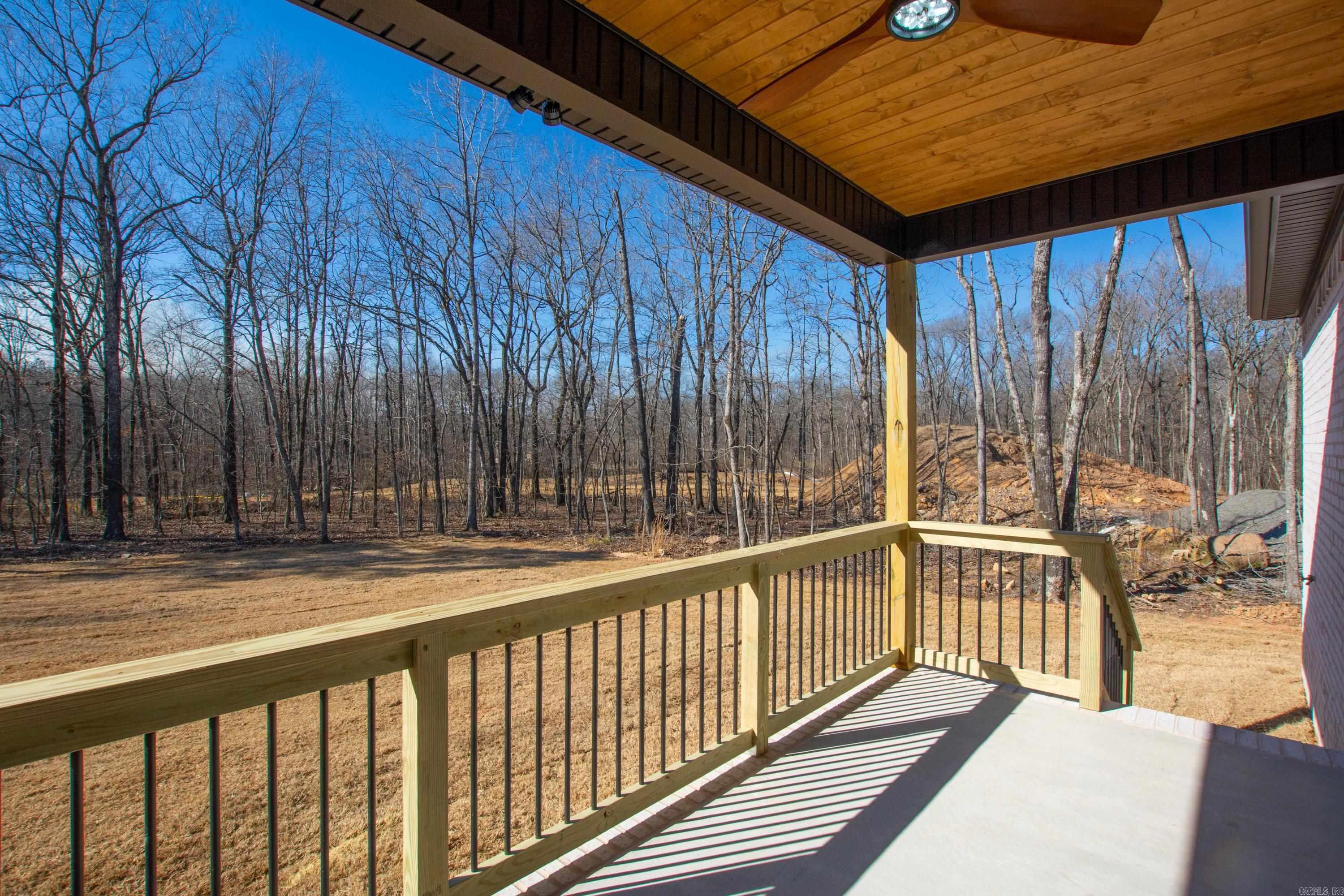 629 Valley Oak  Sherwood, AR