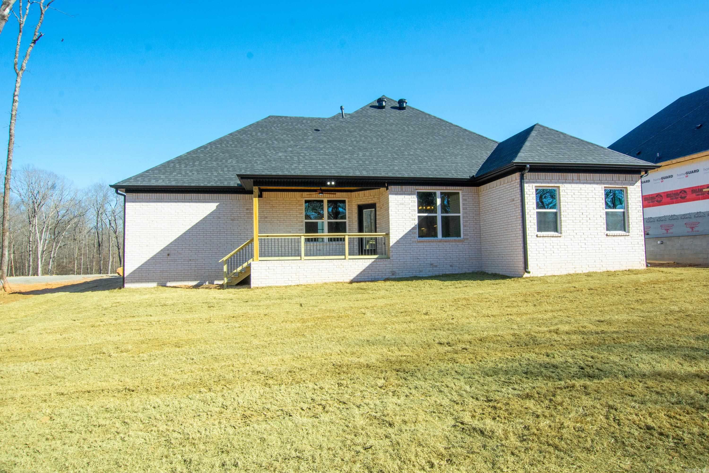 629 Valley Oak  Sherwood, AR