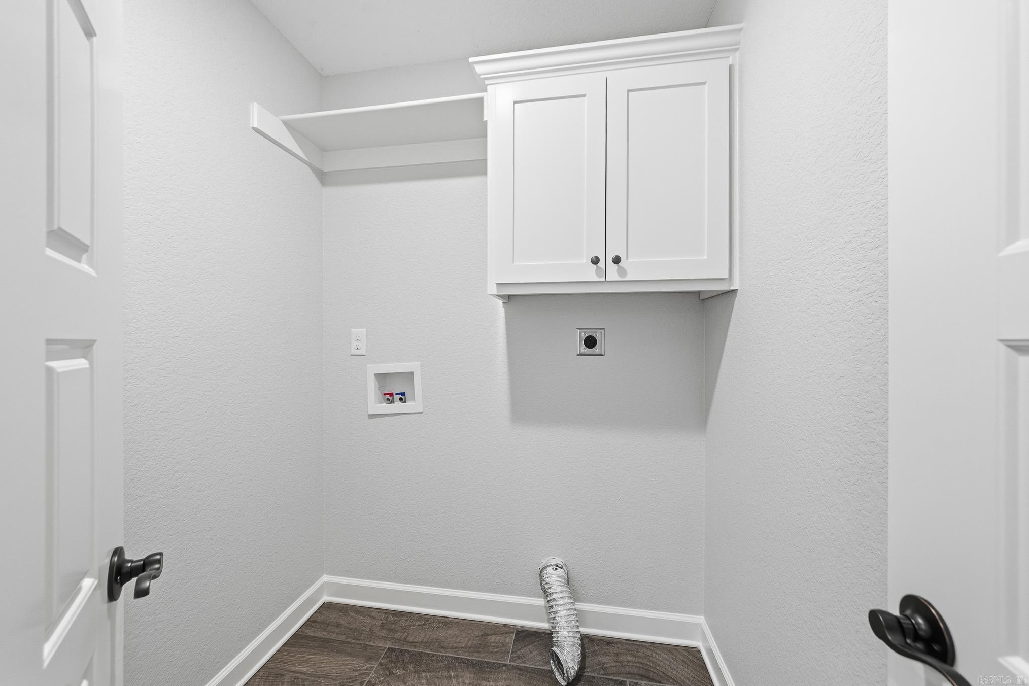 201 Creek View  Austin, AR