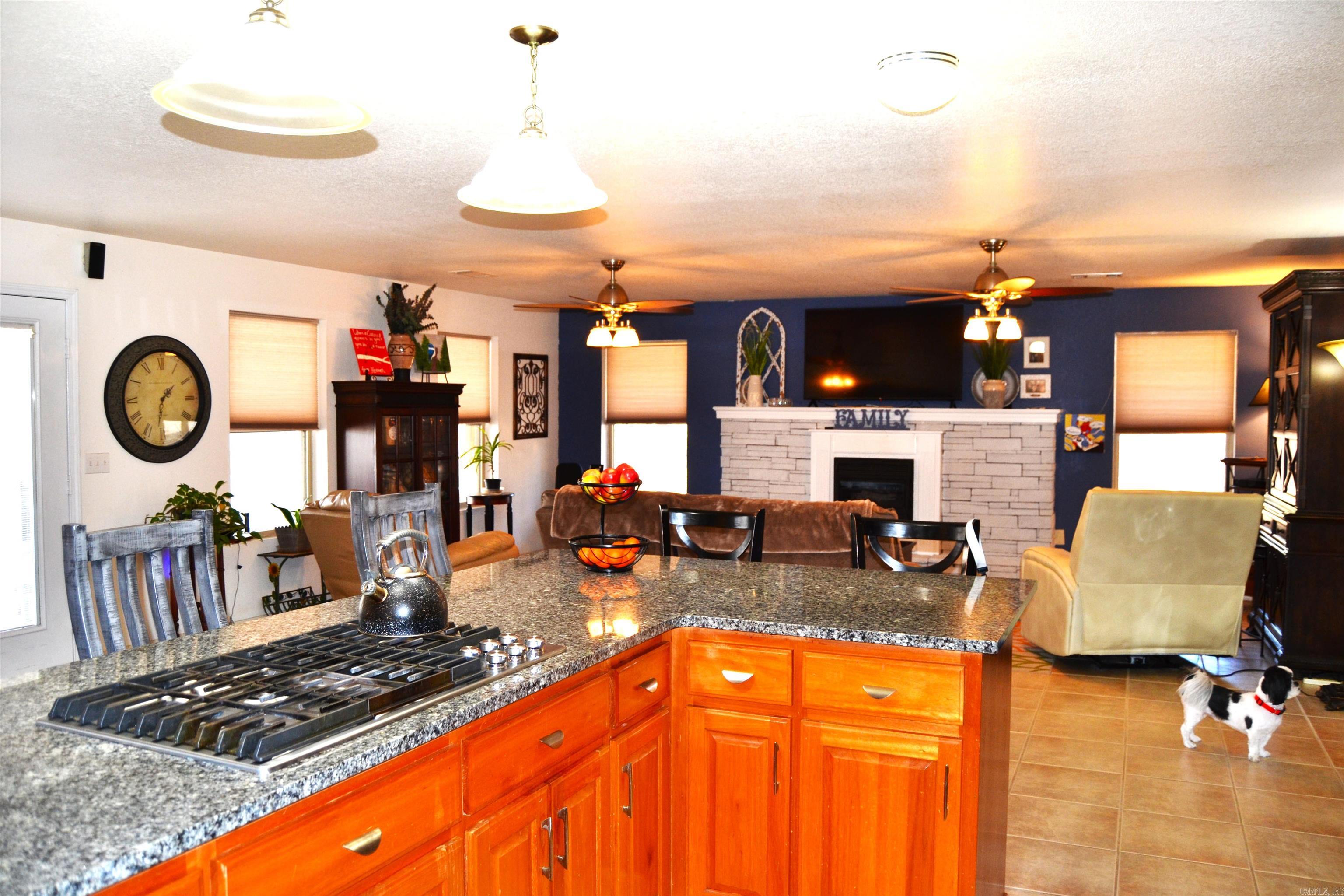 2290 Greers Ferry  Drasco, AR