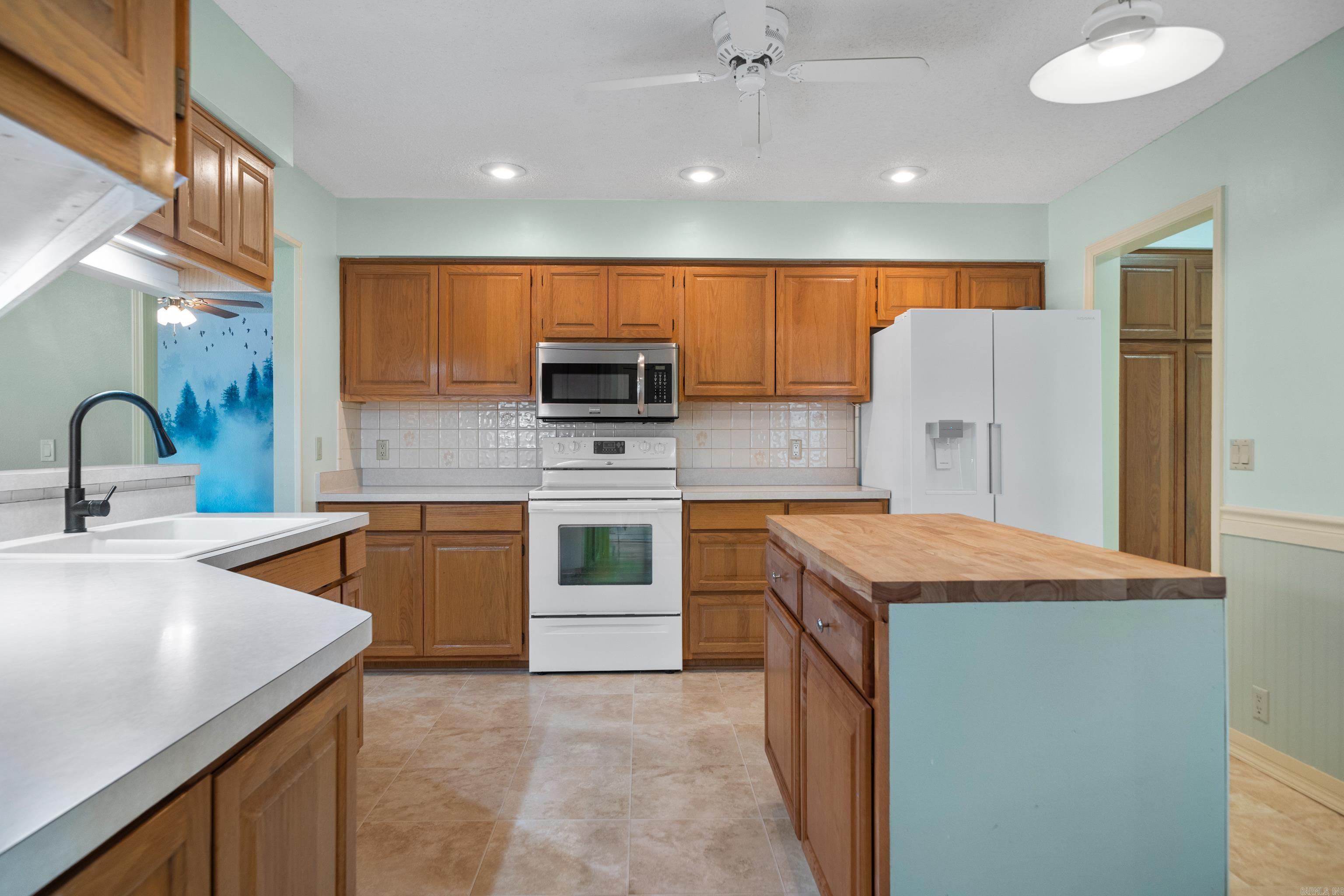 50 San Pablo Way Hot Springs Village, AR 71909