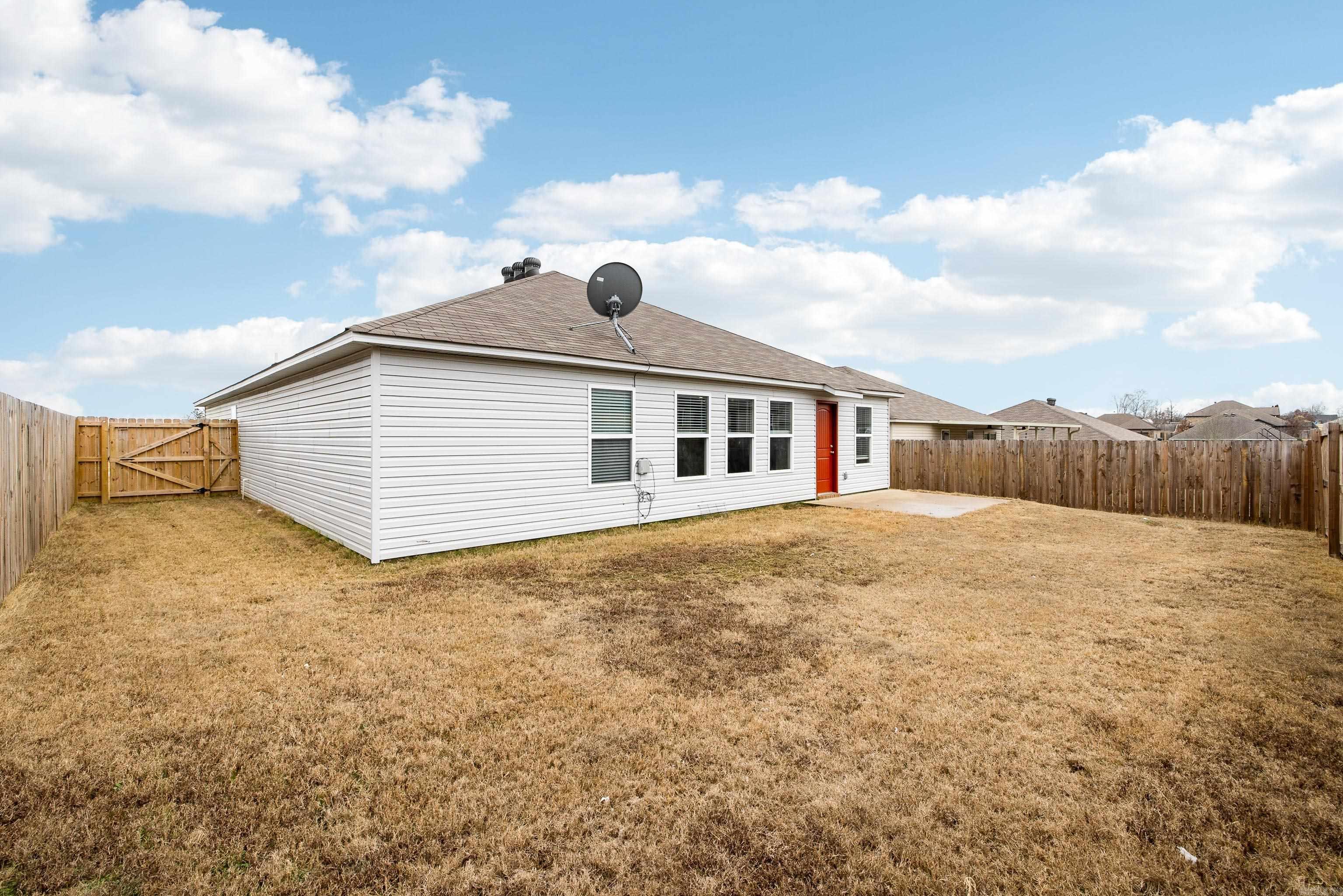 4016 Redberry Ct Alexander, AR 72002