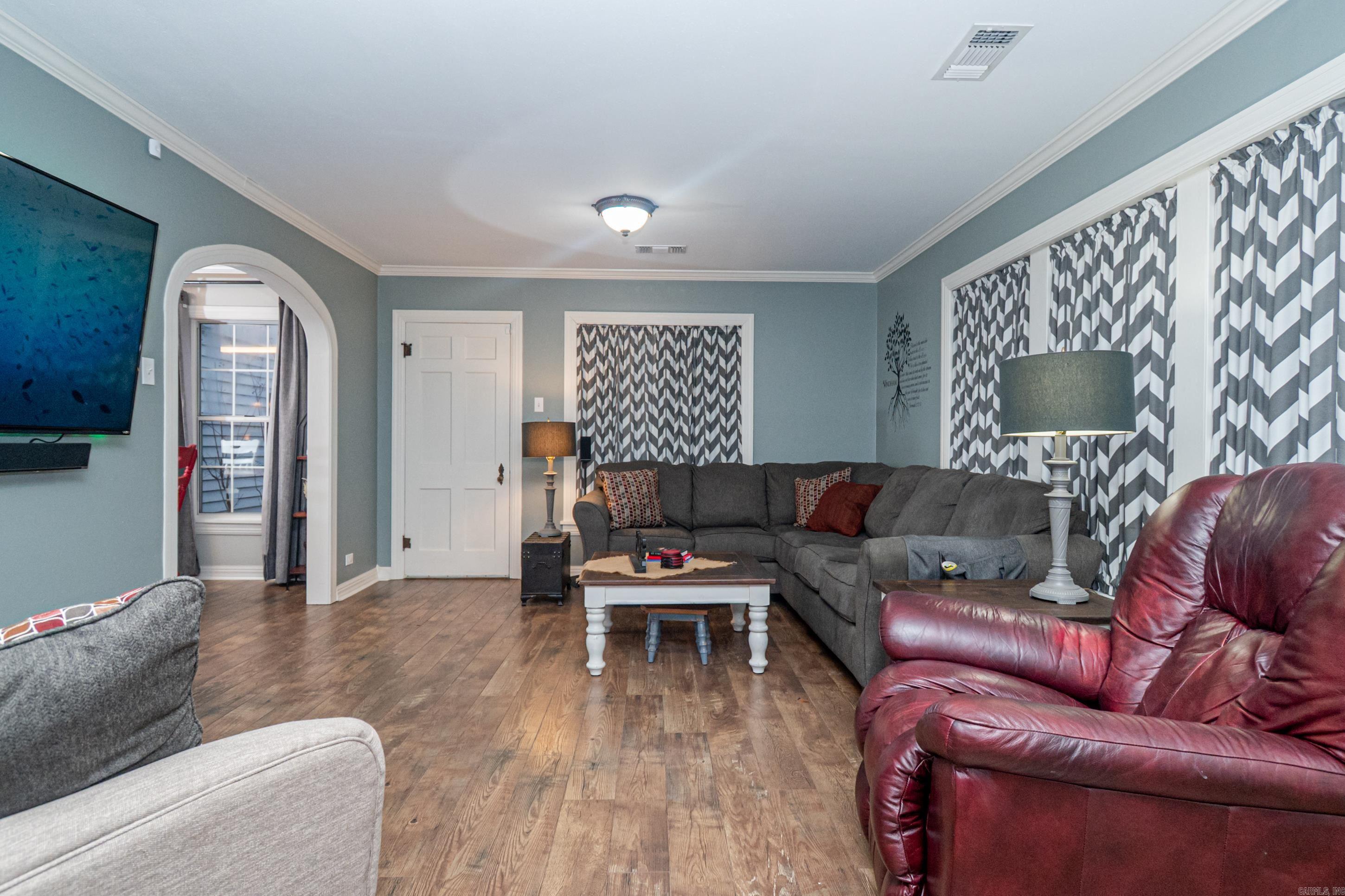 1315 Mount Holly  El Dorado, AR