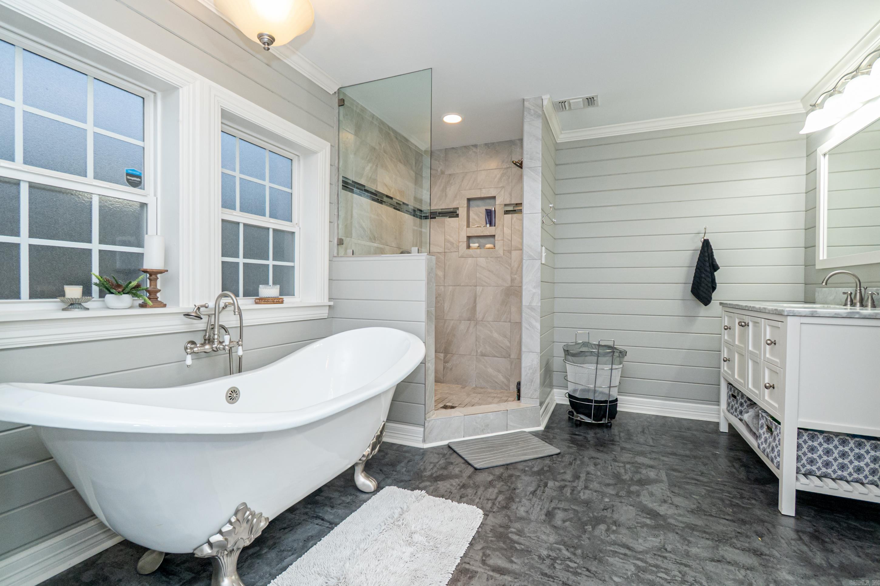 1315 Mount Holly  El Dorado, AR