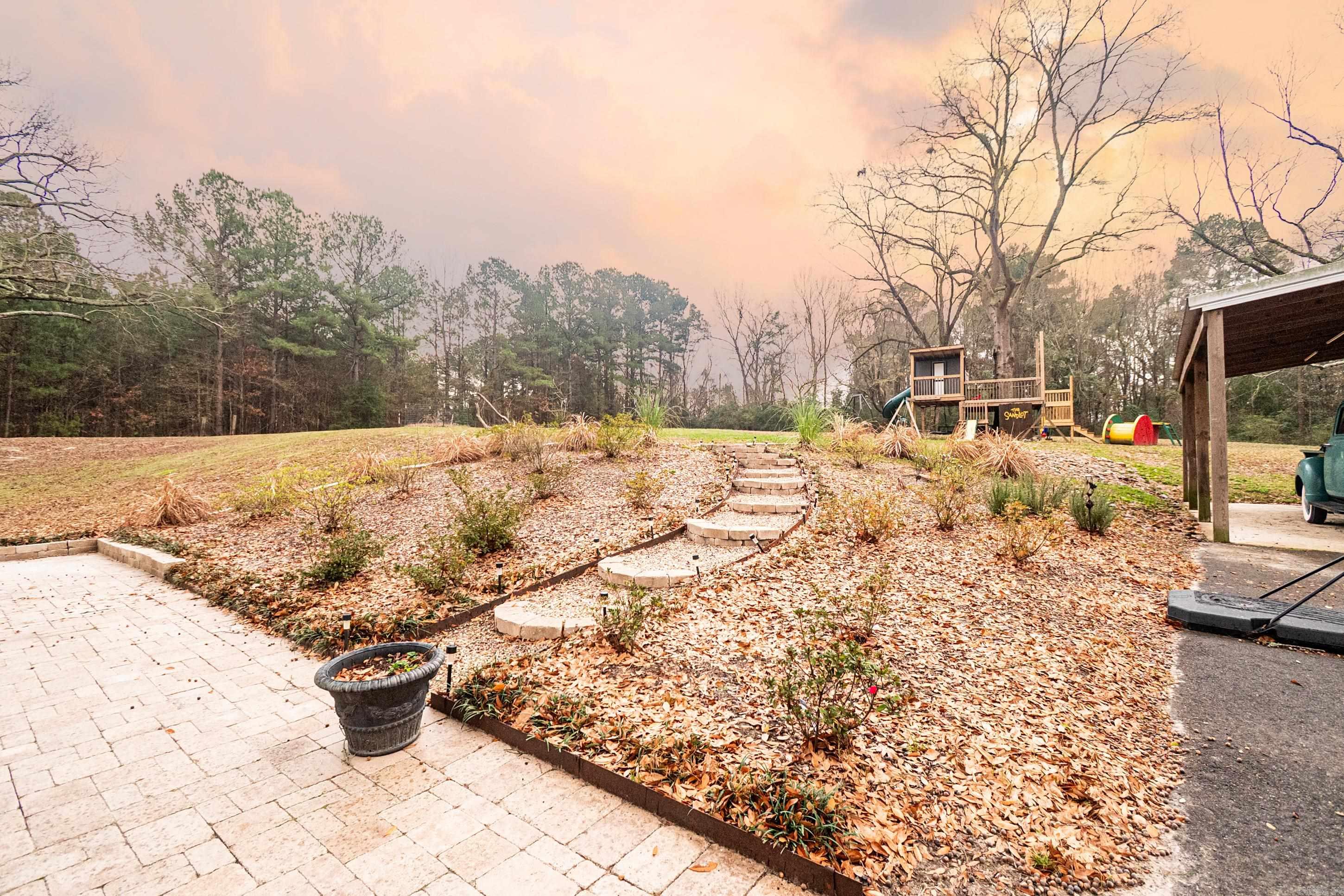 1315 Mount Holly  El Dorado, AR