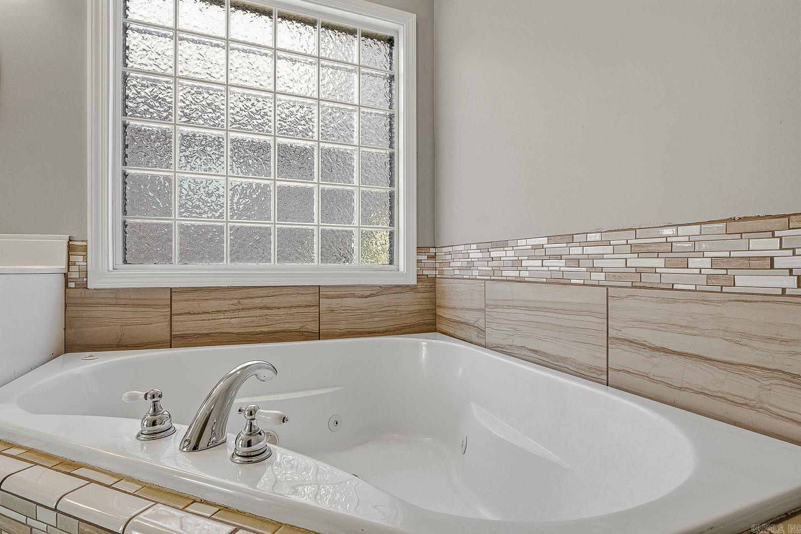 4913 Winged Foot Lane Jonesboro, AR 72405-0000