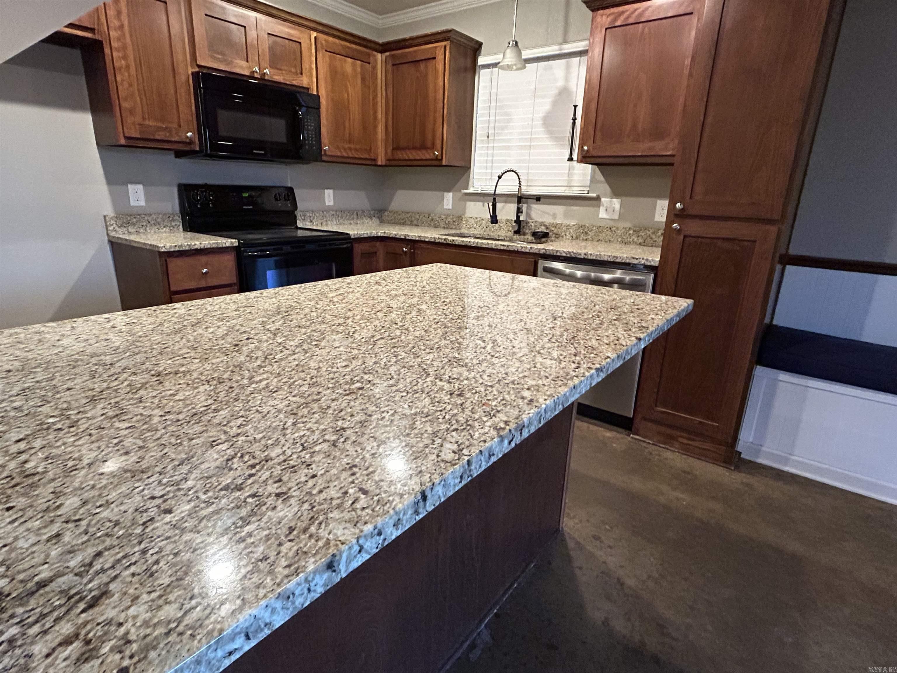 20 Golden Leaf  Greenbrier, AR