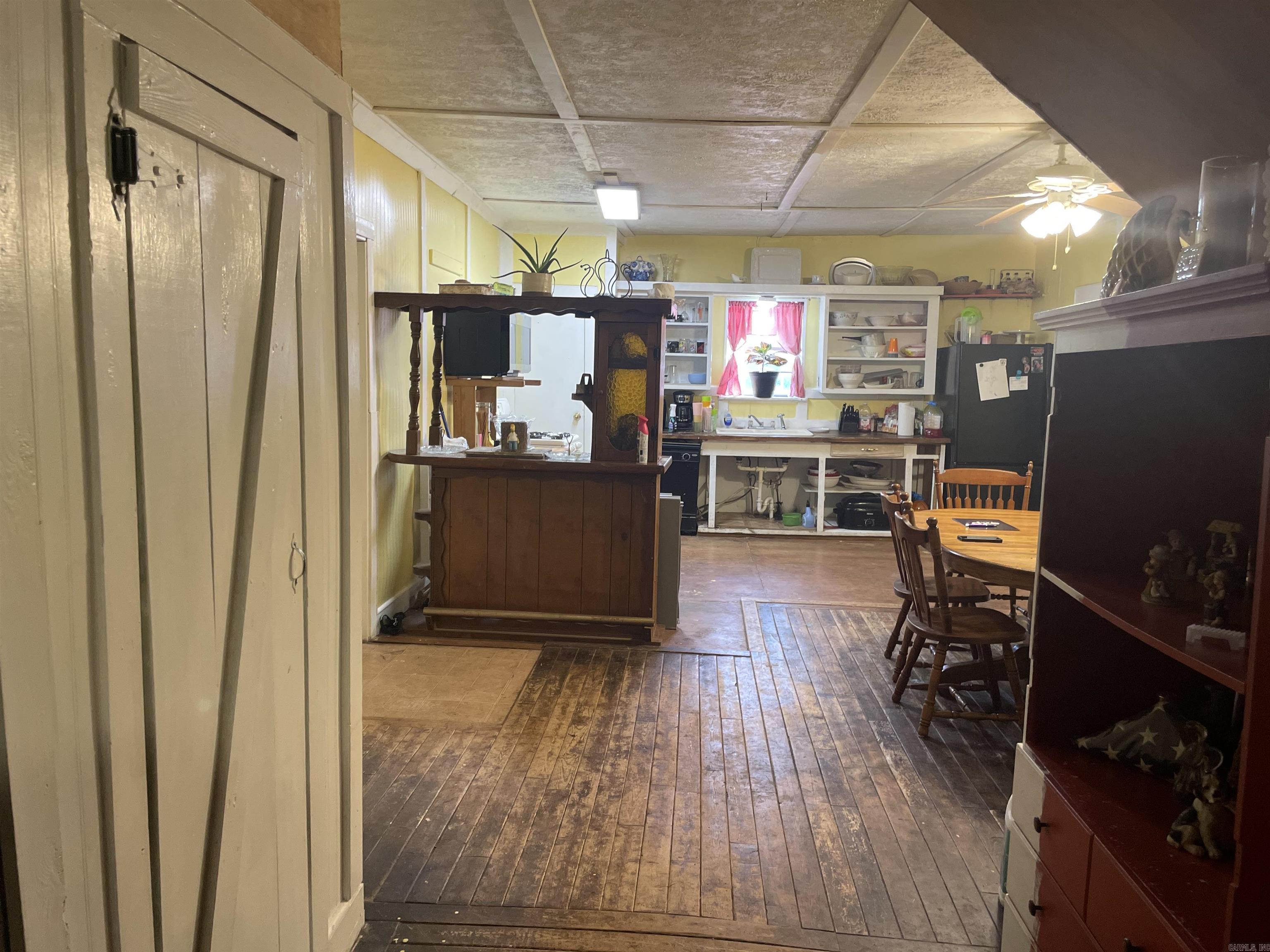 110 Locust 114 Locust St Quitman, AR