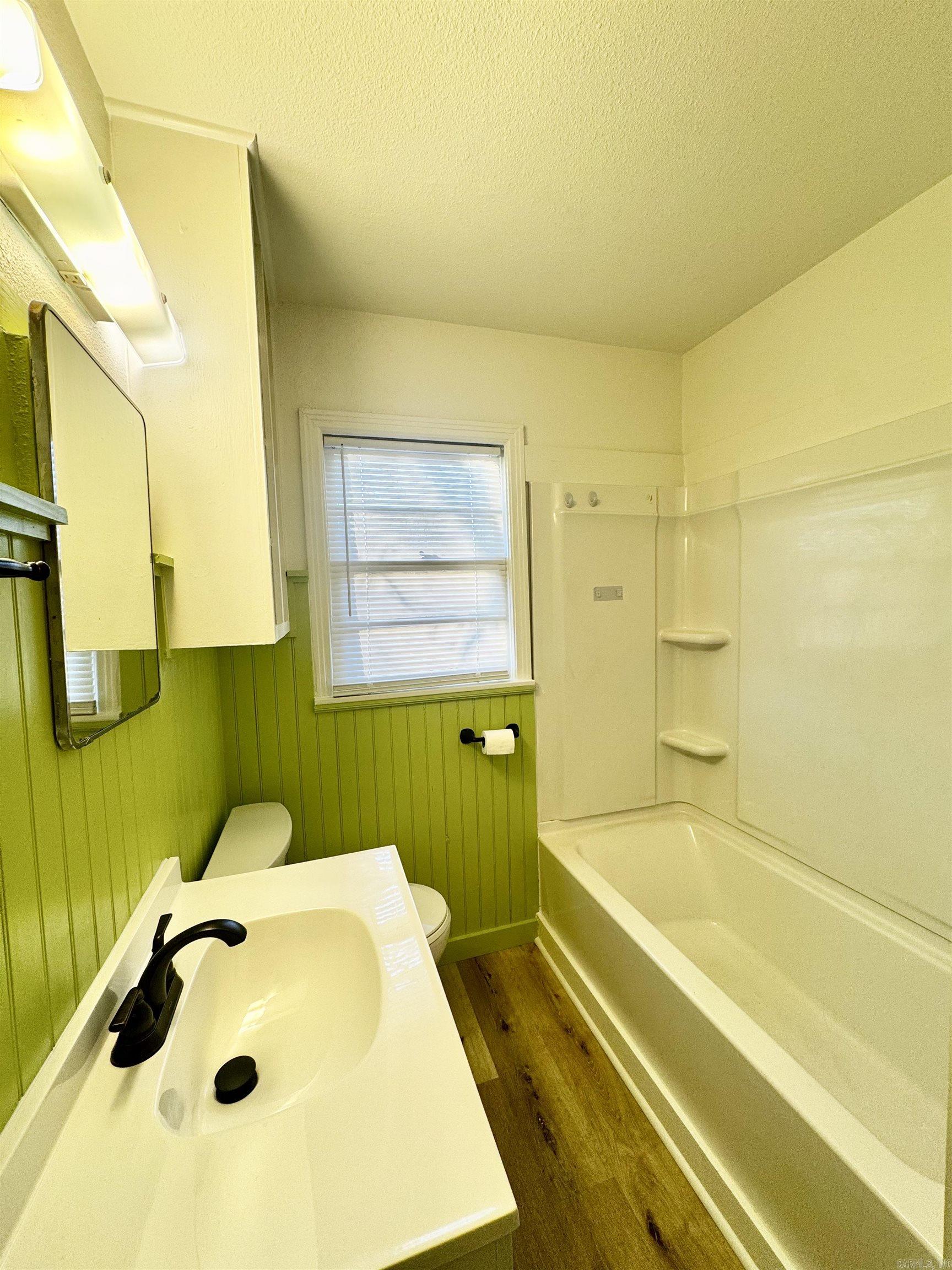 2120 Duncan  Conway, AR