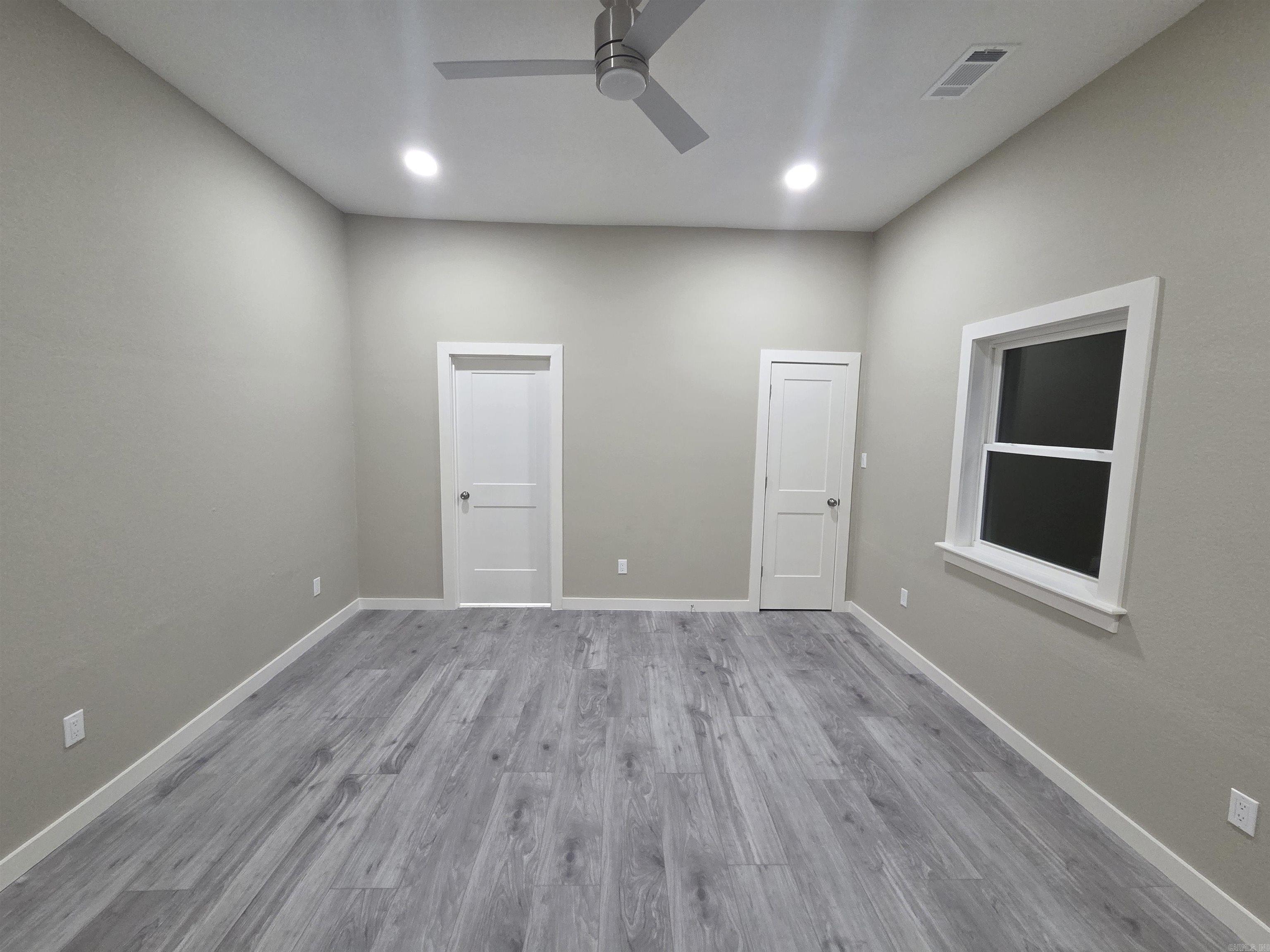 2411 S Schiller  Little Rock, AR