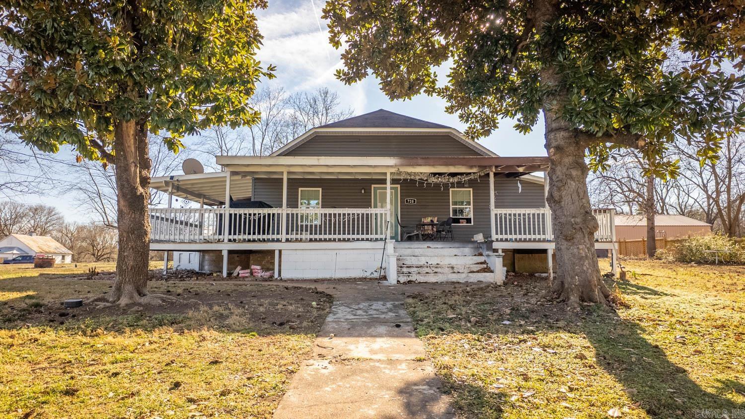 720 Archer Avenue  Mammoth Spring, AR