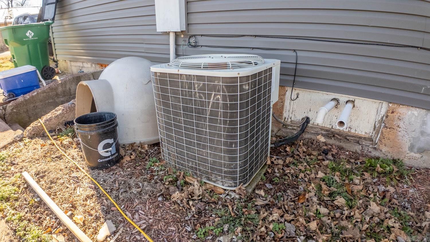 720 Archer Avenue  Mammoth Spring, AR