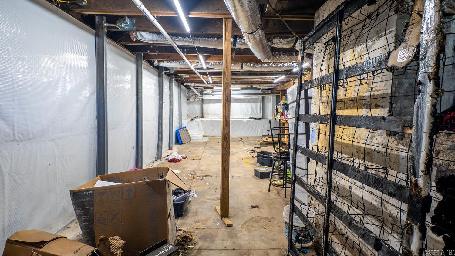 720 Archer Avenue  Mammoth Spring, AR