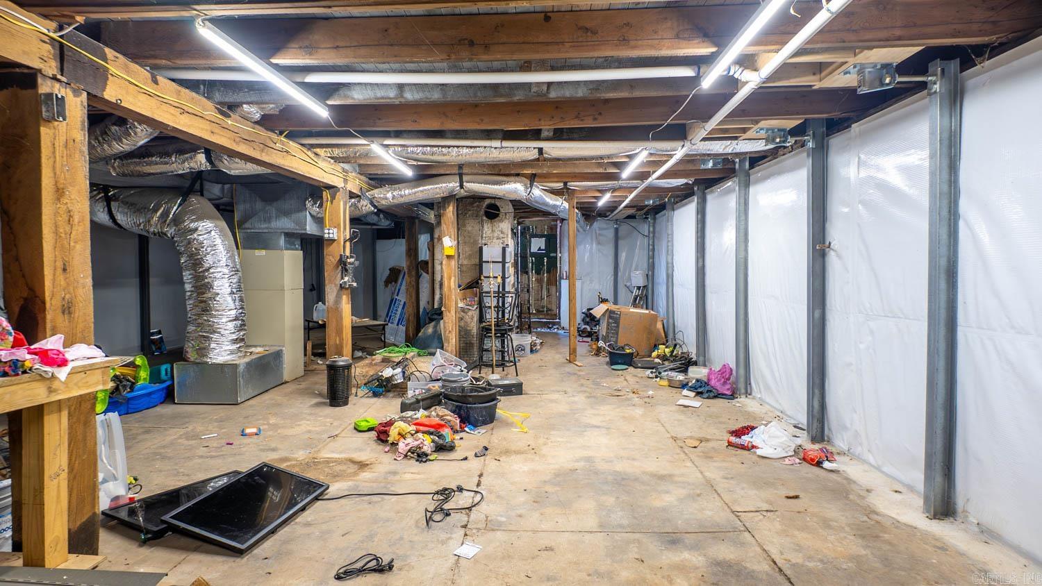 720 Archer Avenue  Mammoth Spring, AR