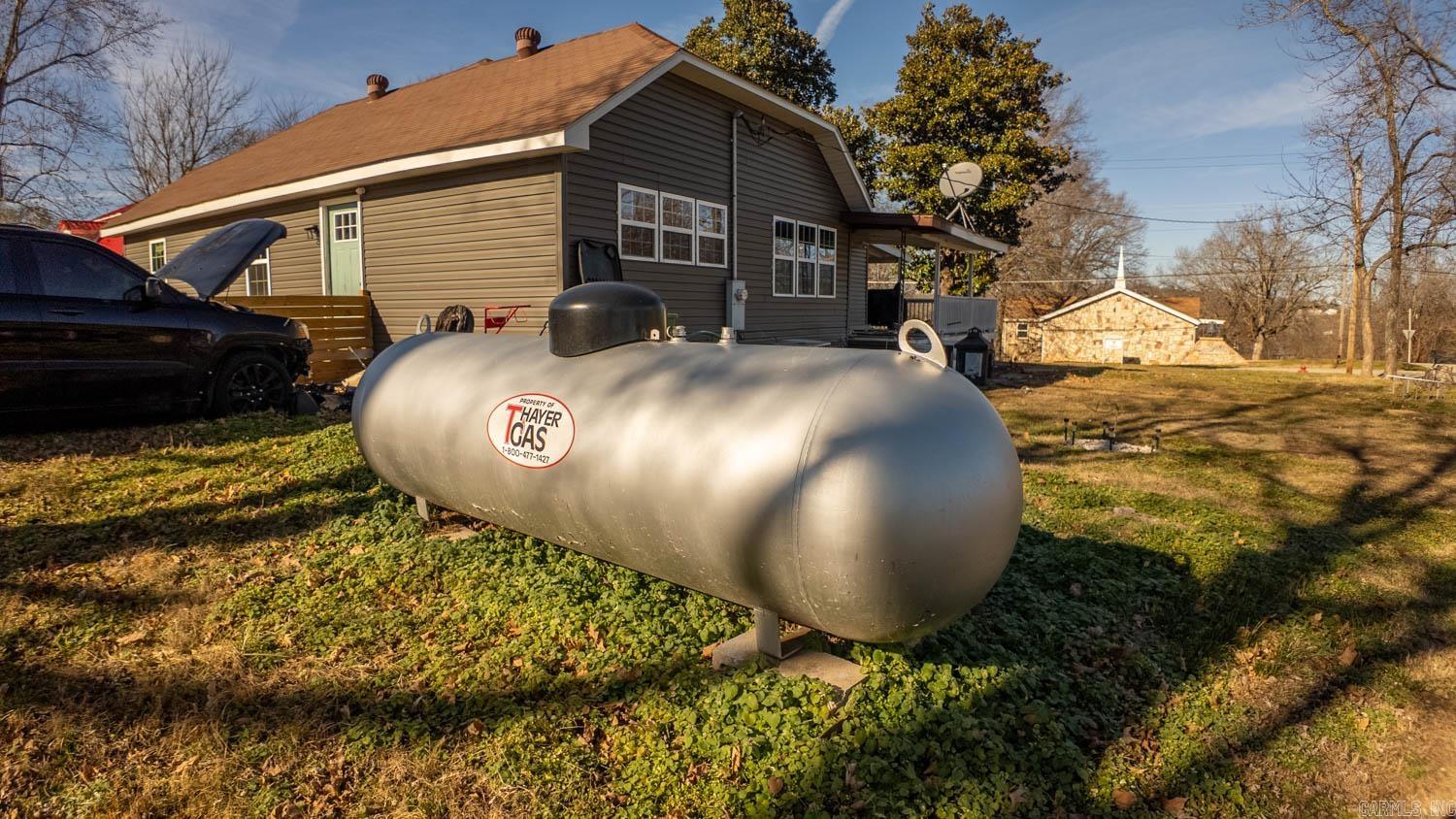 720 Archer Avenue  Mammoth Spring, AR