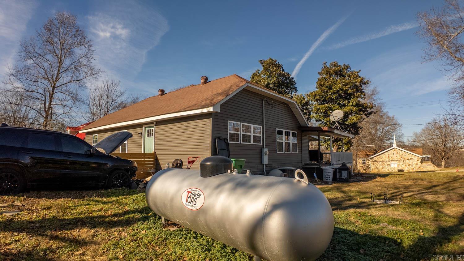 720 Archer Avenue  Mammoth Spring, AR