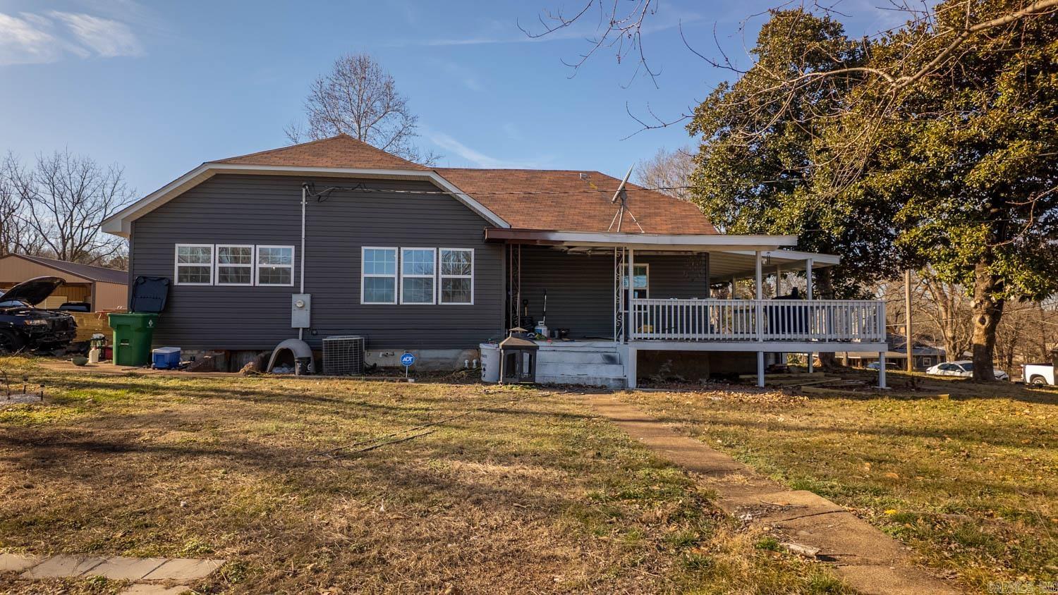 720 Archer Avenue  Mammoth Spring, AR