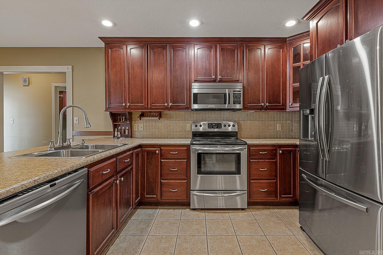 1901 Suburban Ln  Paragould, AR