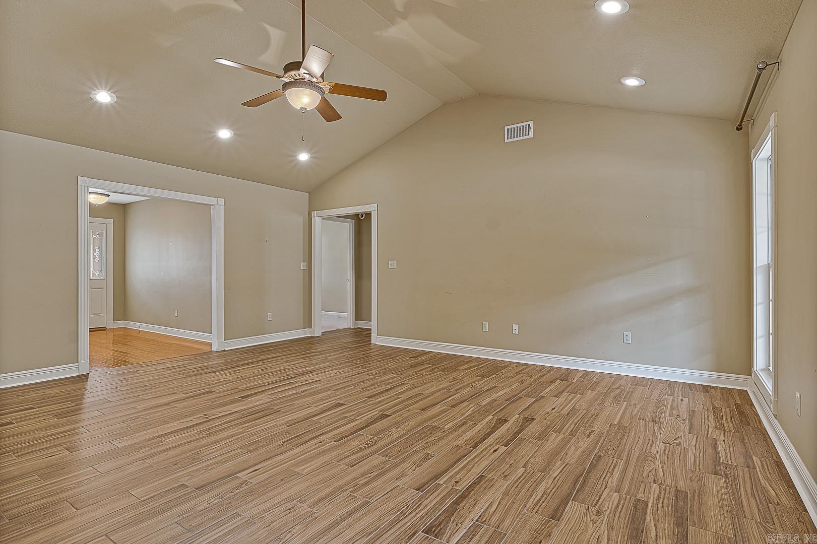 1901 Suburban Ln  Paragould, AR