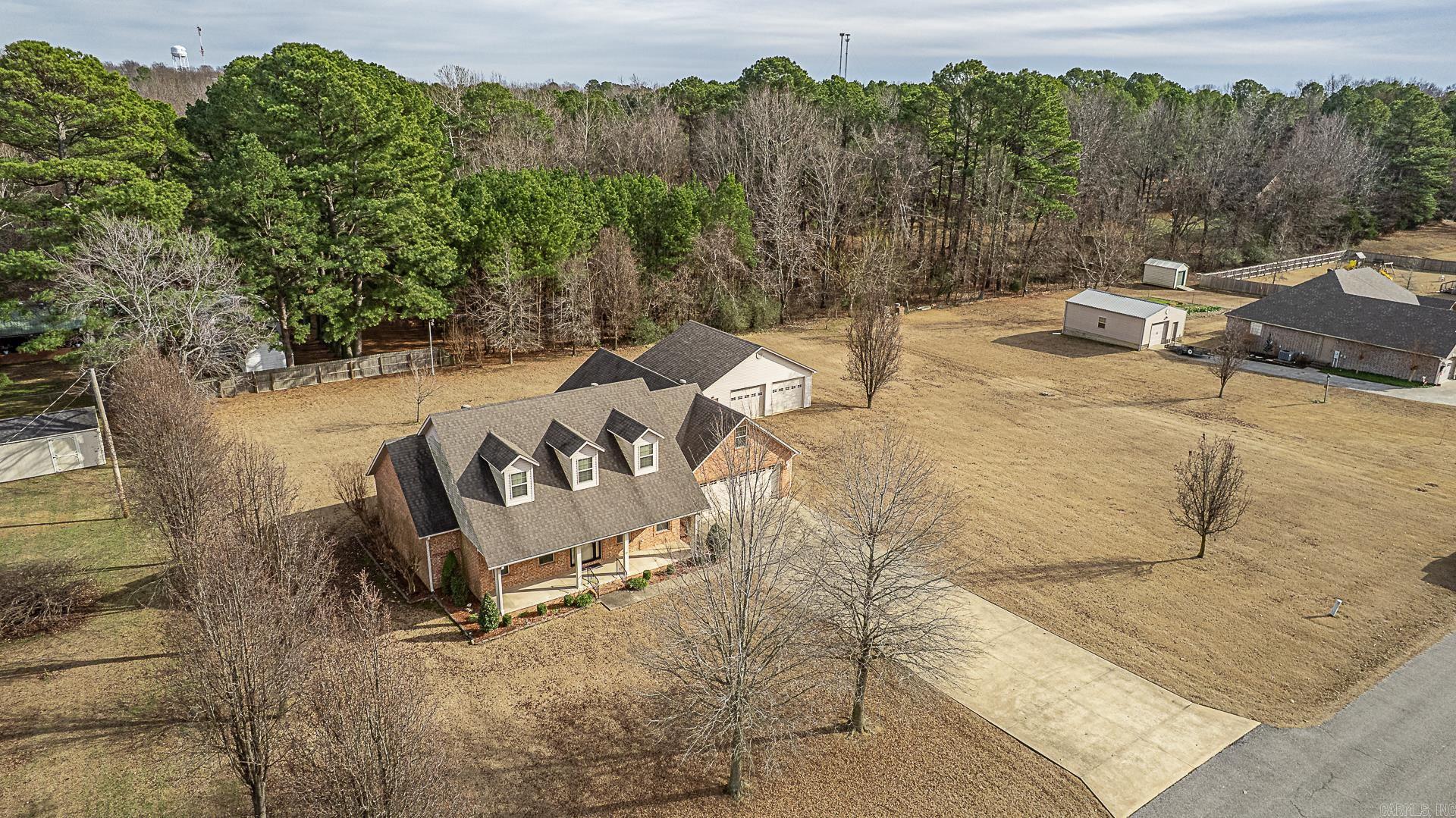 1901 Suburban Ln  Paragould, AR