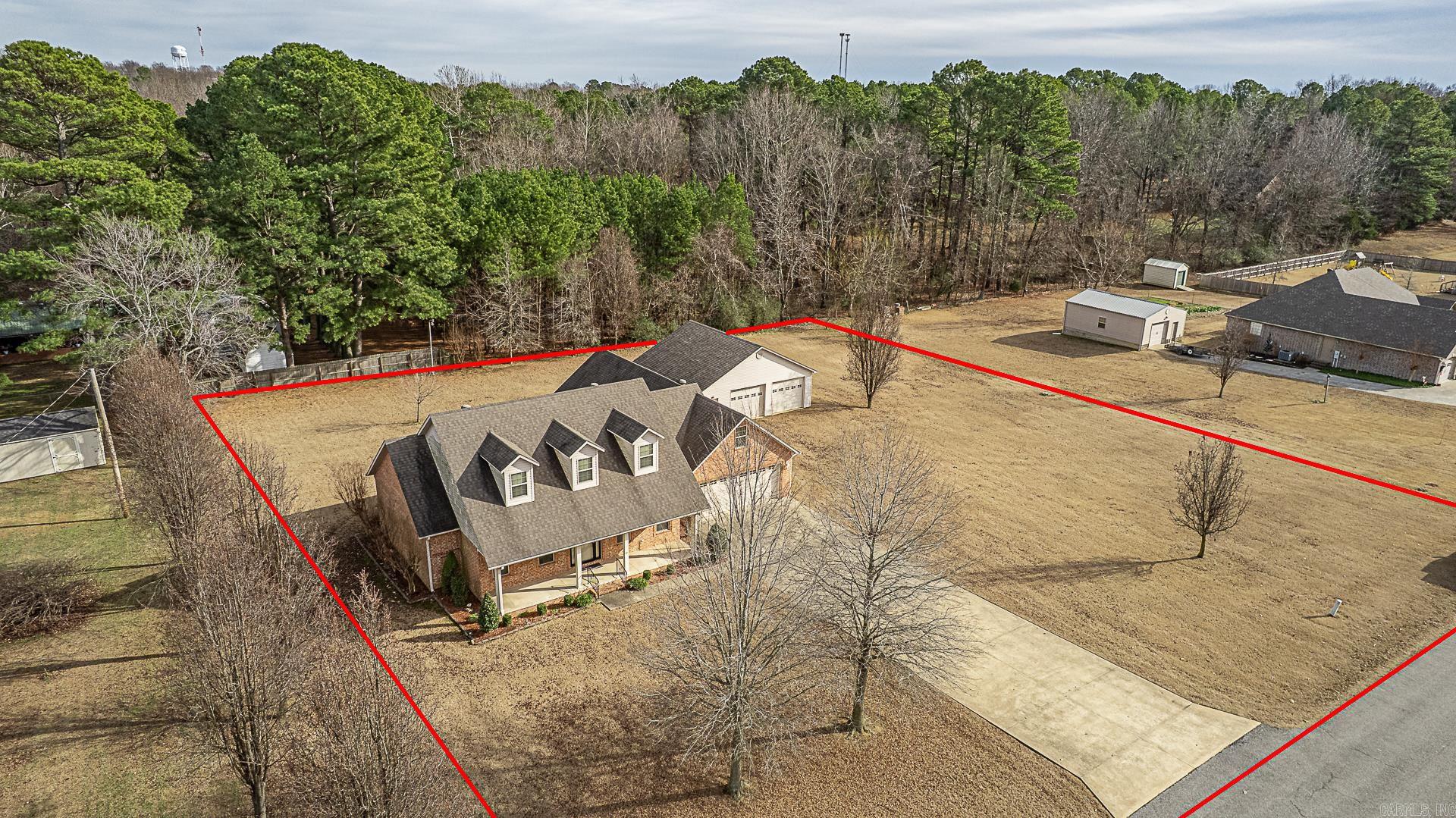 1901 Suburban Ln  Paragould, AR