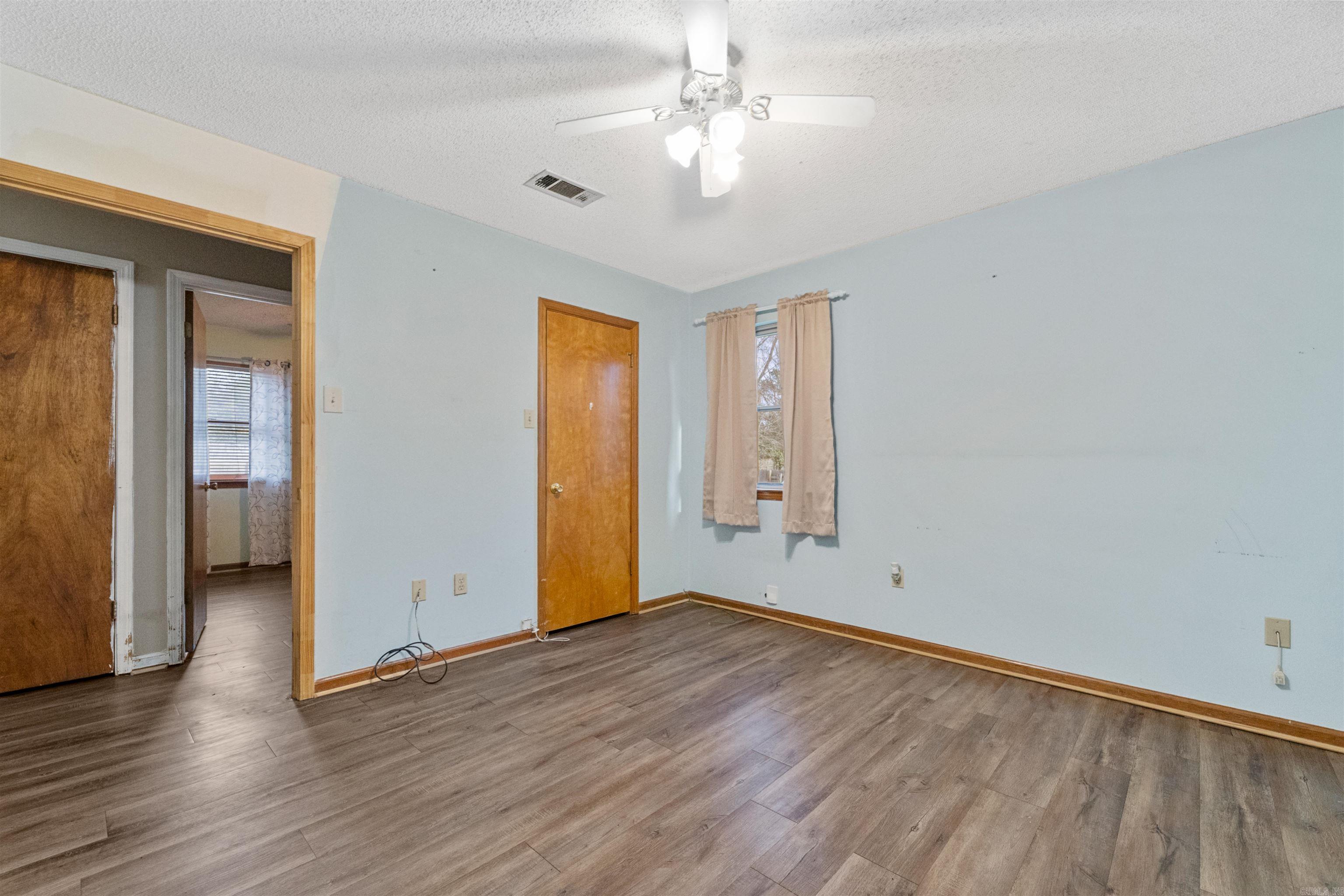 9404 Maryland  Sherwood, AR