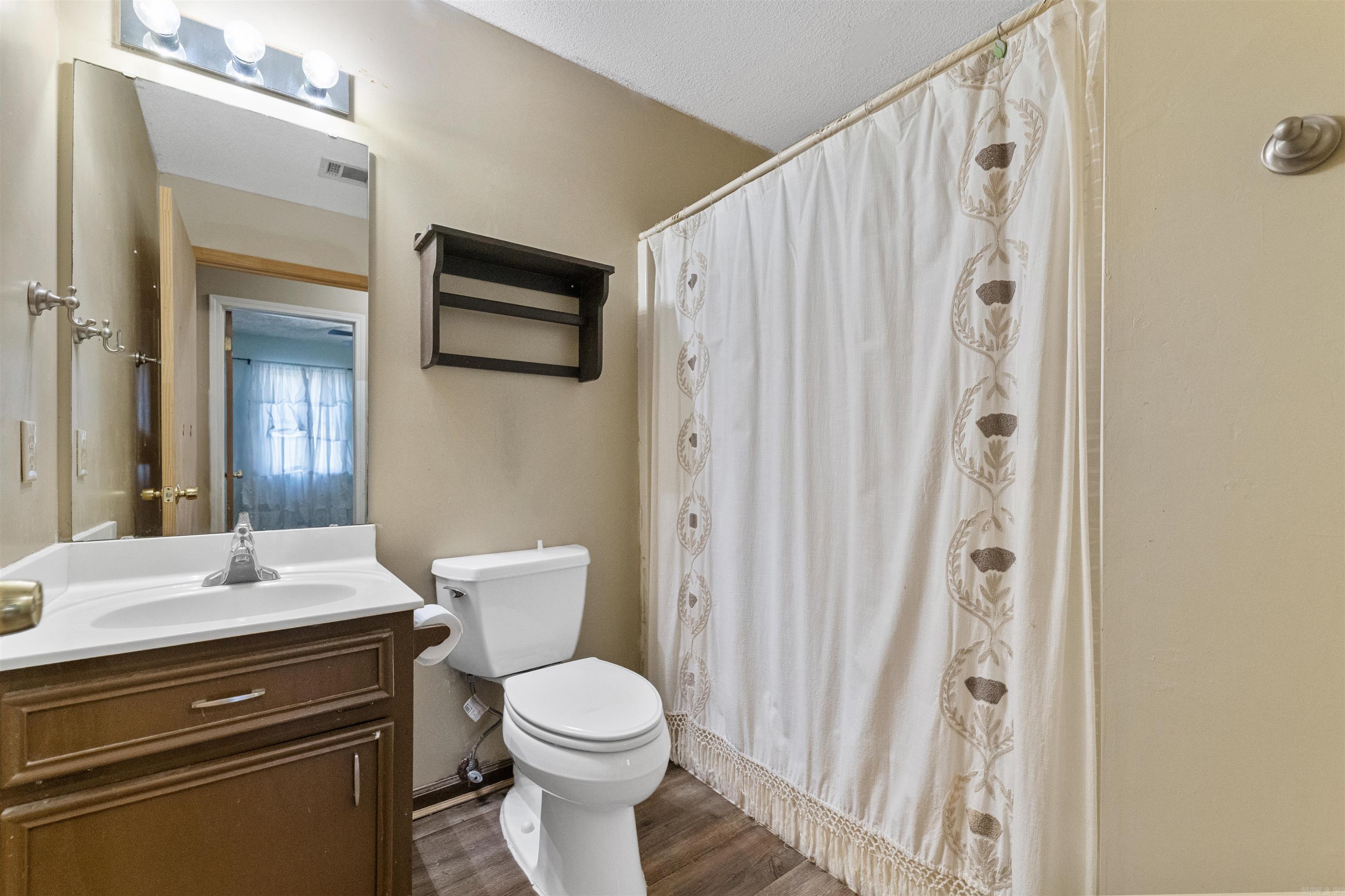 9404 Maryland  Sherwood, AR