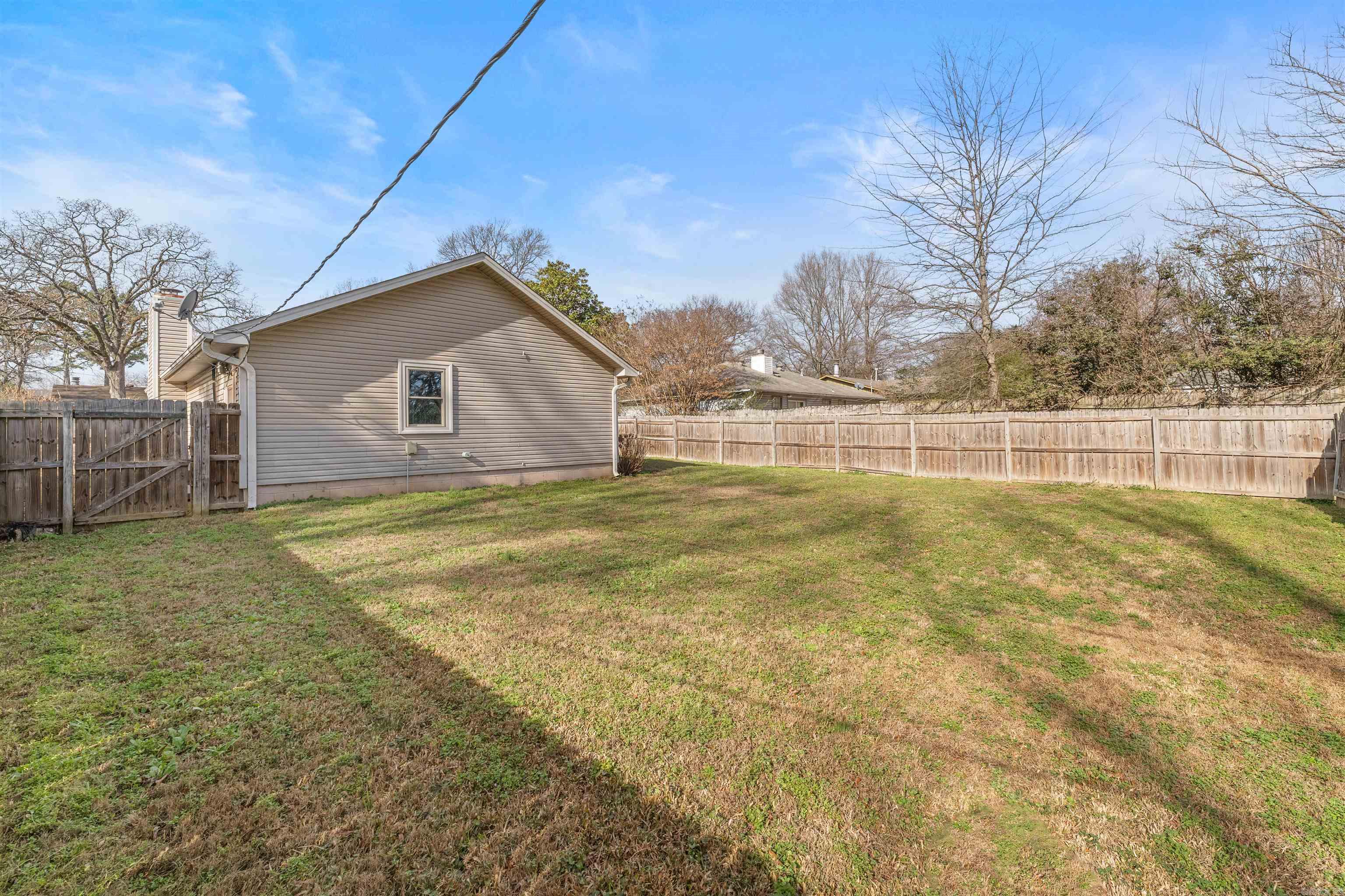 9404 Maryland  Sherwood, AR