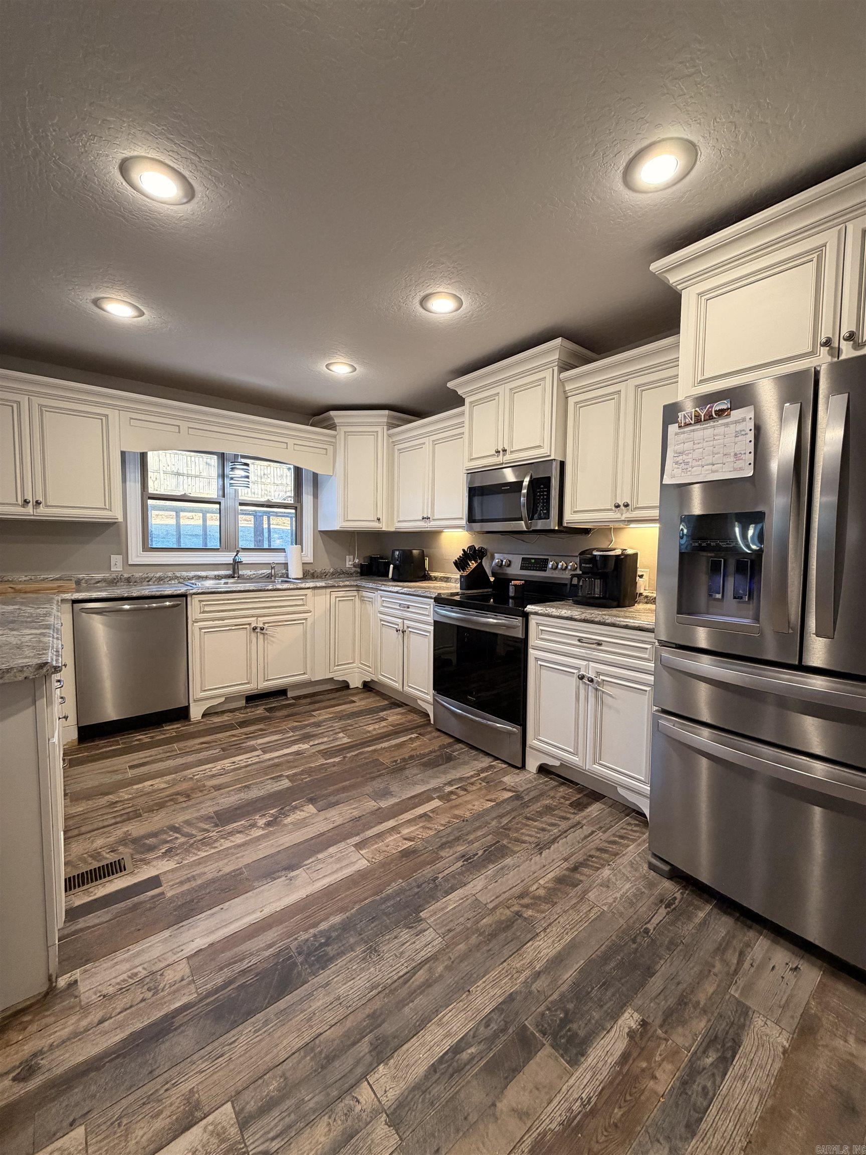 1008 Oakland  Paragould, AR