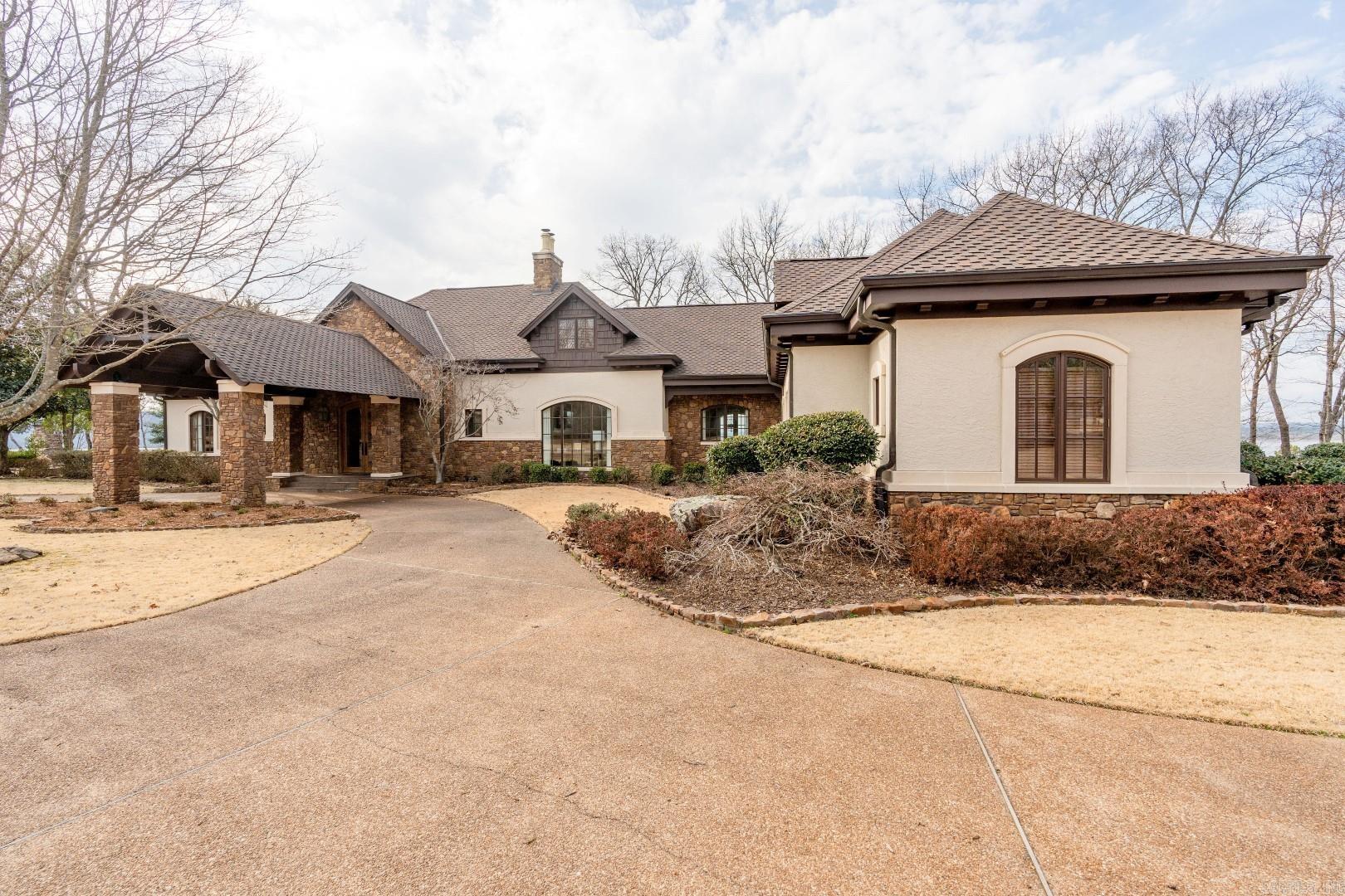 831 Rock Ledge  Heber Springs, AR