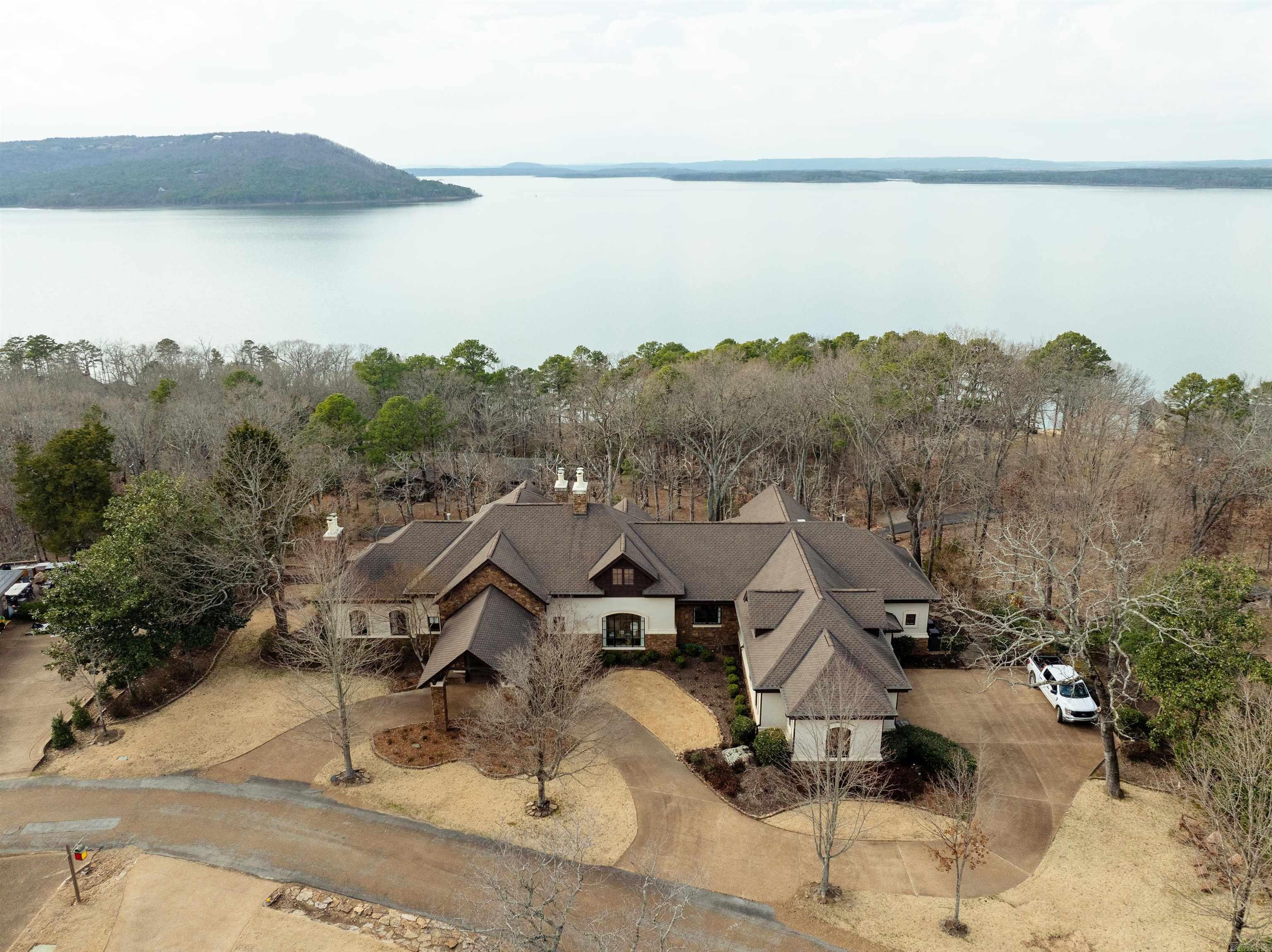 831 Rock Ledge  Heber Springs, AR