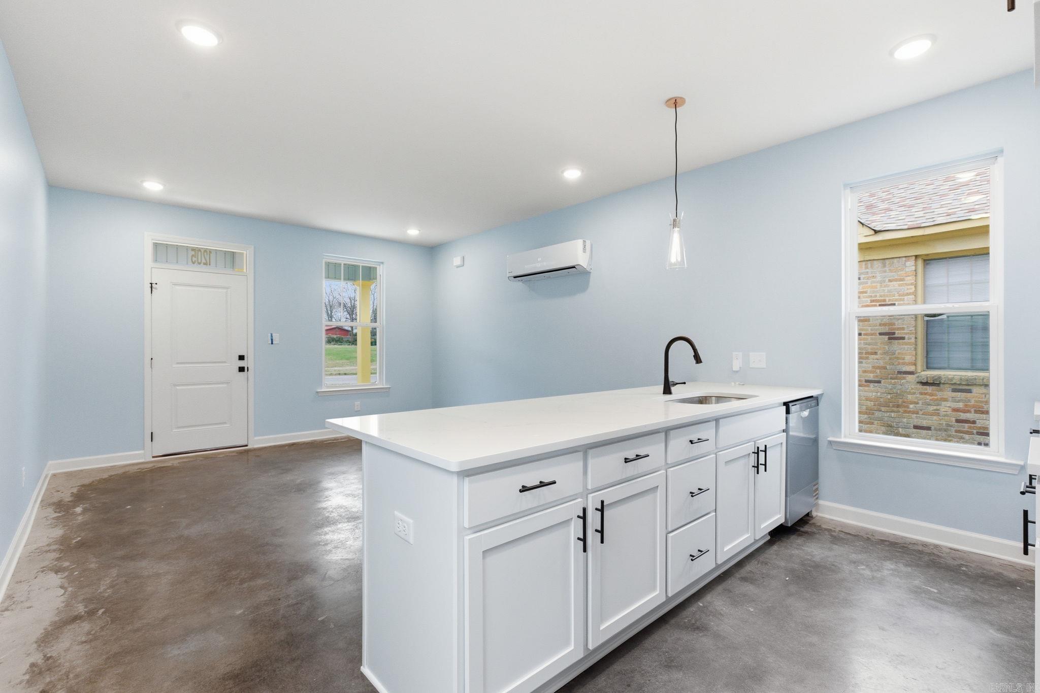 1205 College  Little Rock, AR