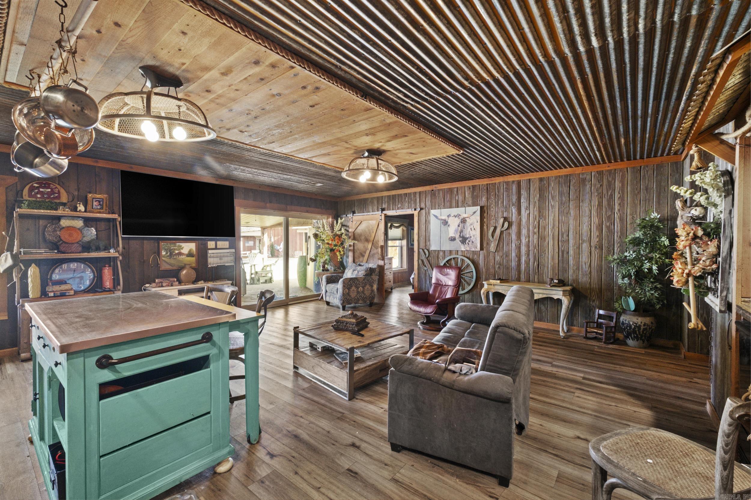 15298 Highway 84  Bismarck, AR