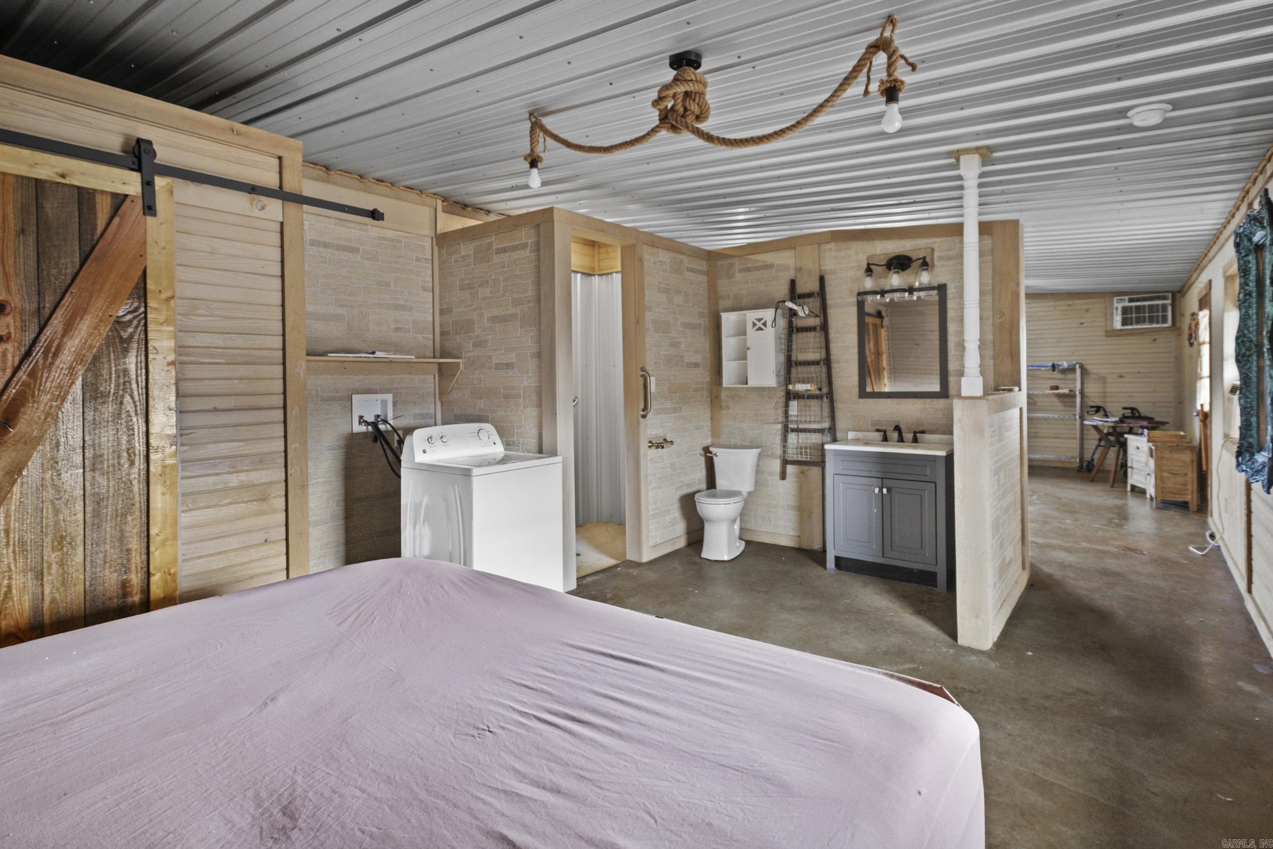 15298 Highway 84  Bismarck, AR