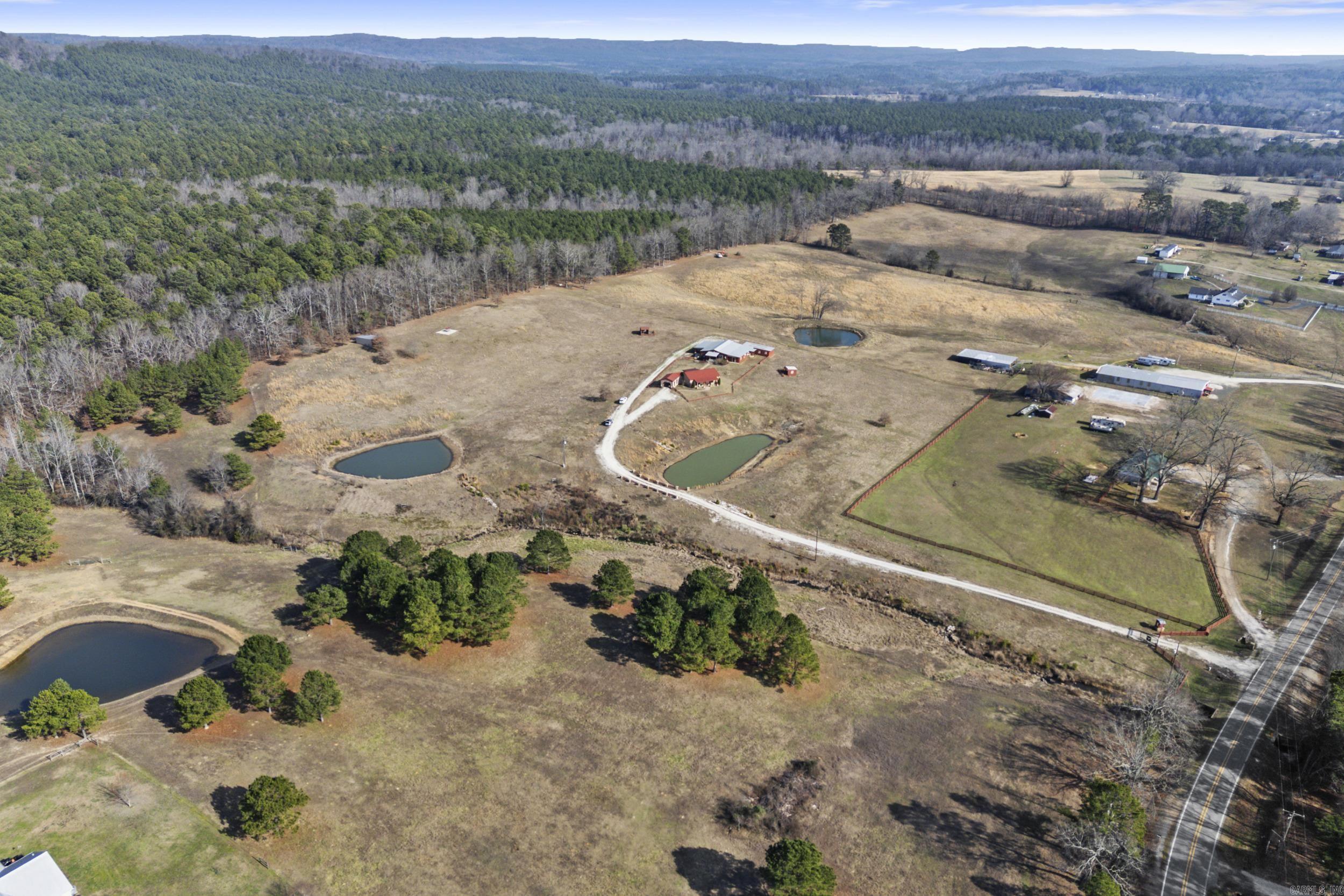 15298 Highway 84  Bismarck, AR