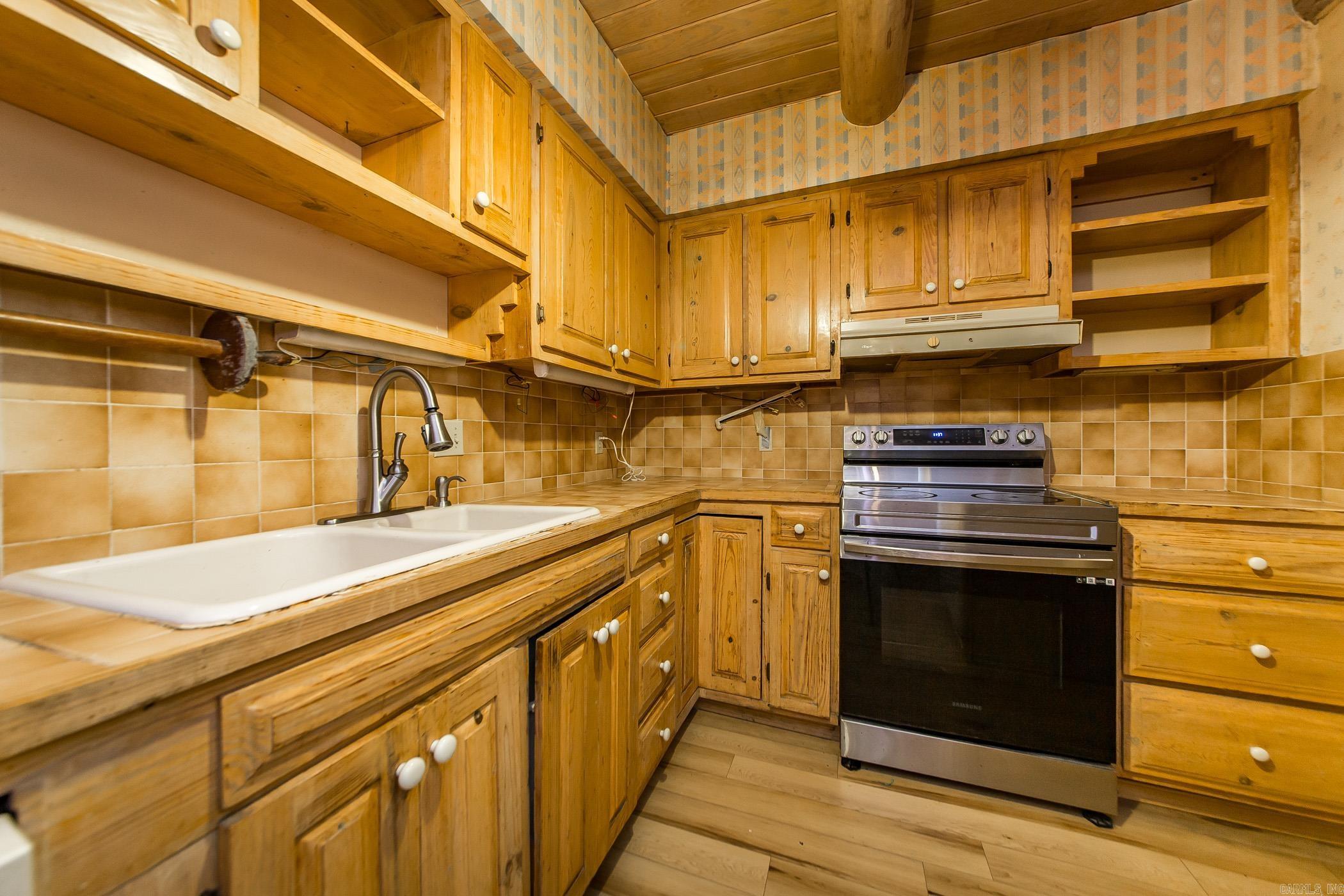 3754 Freehill  Bismarck, AR