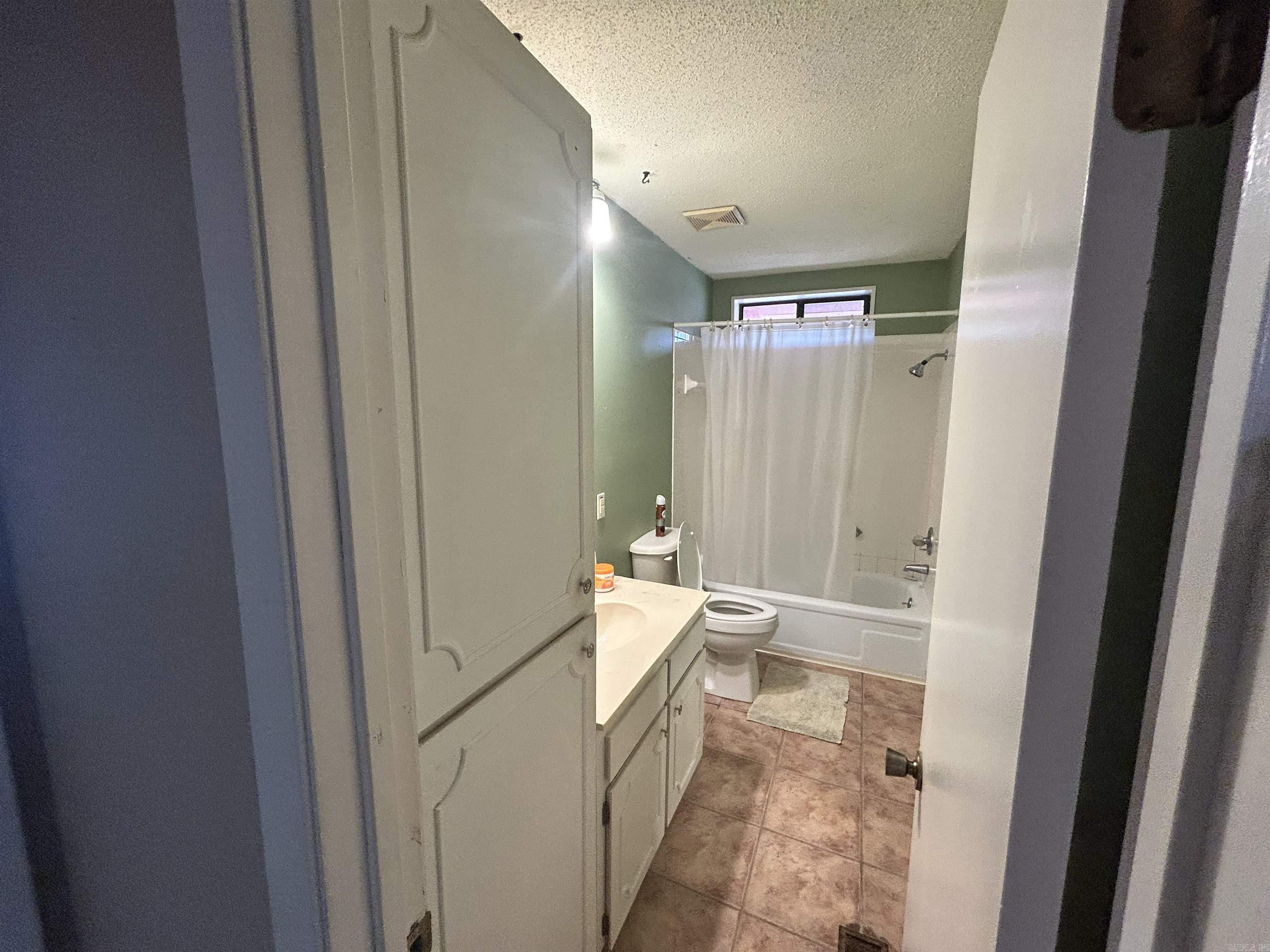 127 Short Haven  Fairfield Bay, AR