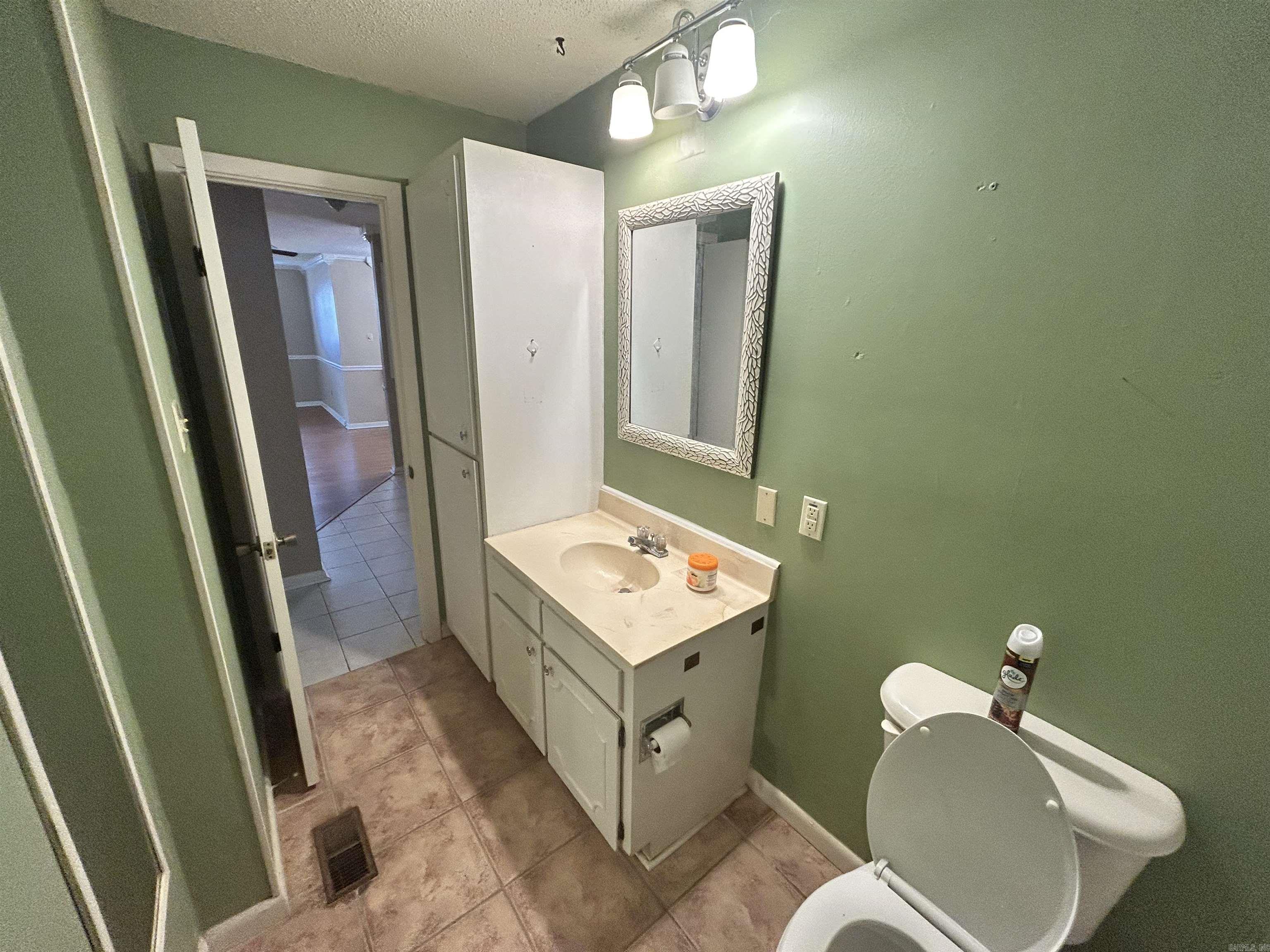 127 Short Haven  Fairfield Bay, AR