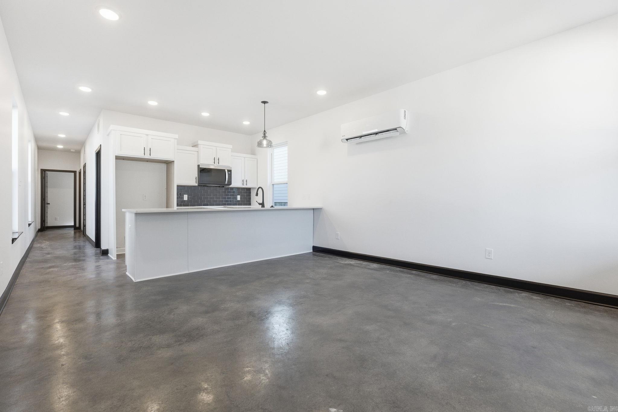 1213 College  Little Rock, AR