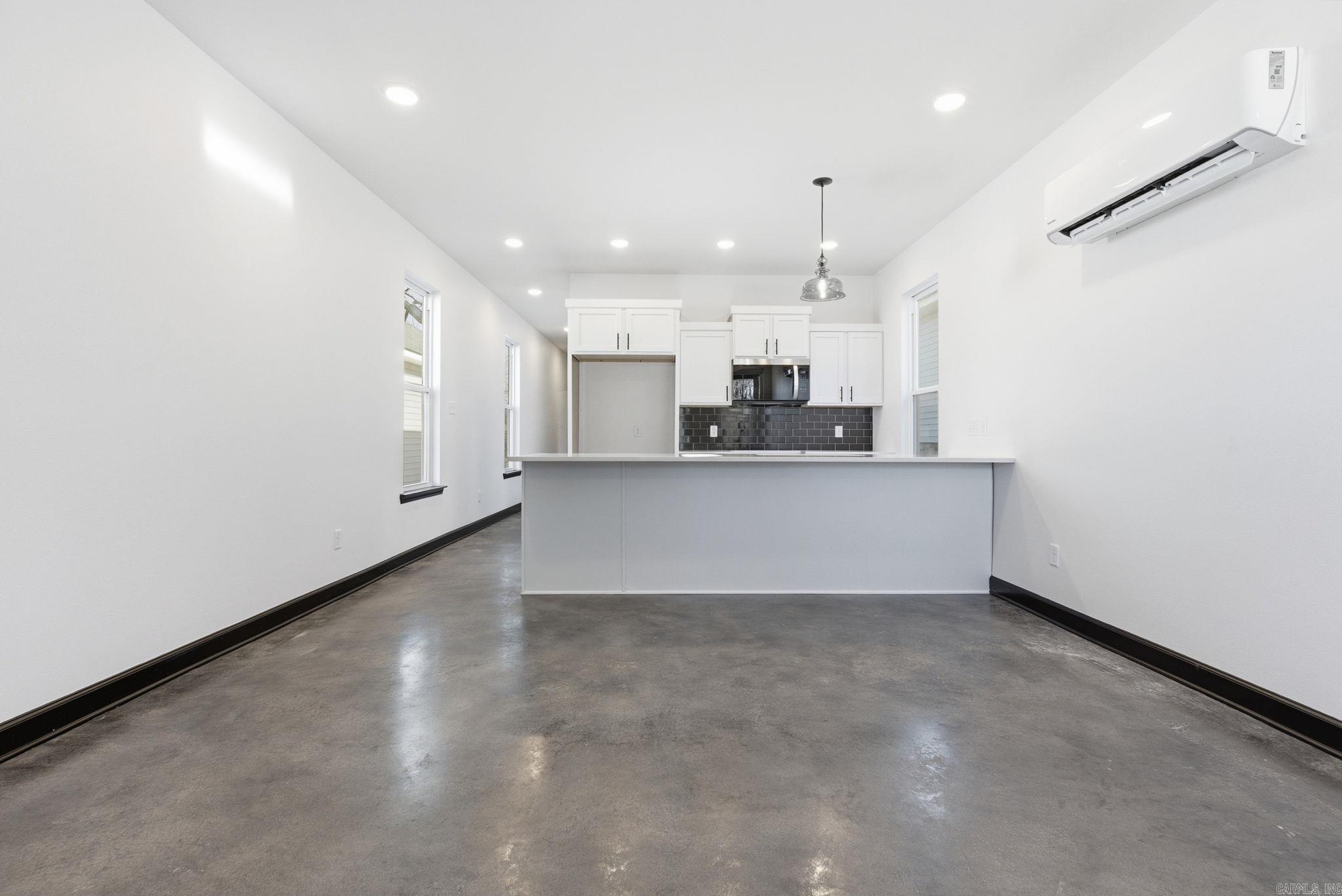 1213 College  Little Rock, AR