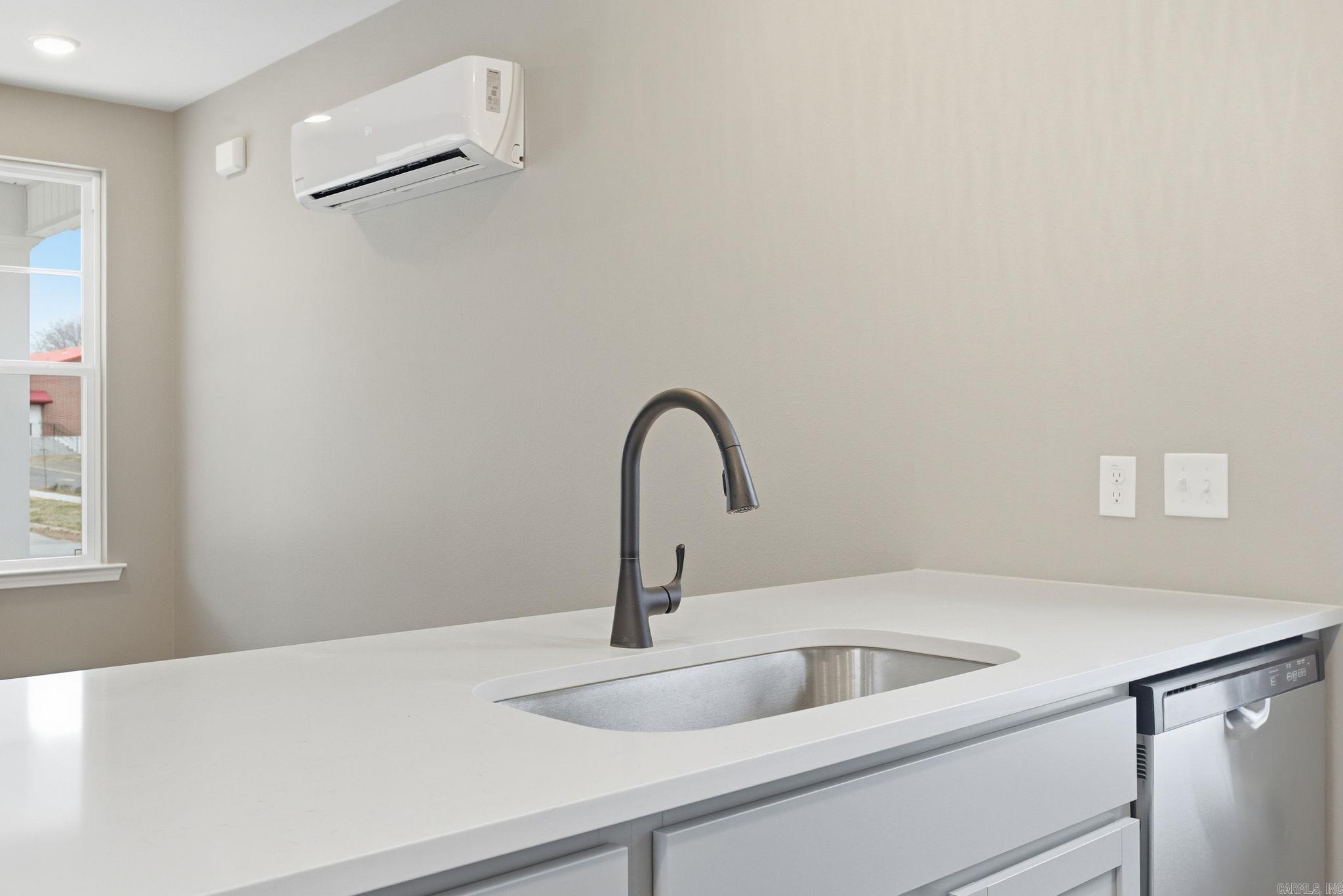 1211 College  Little Rock, AR