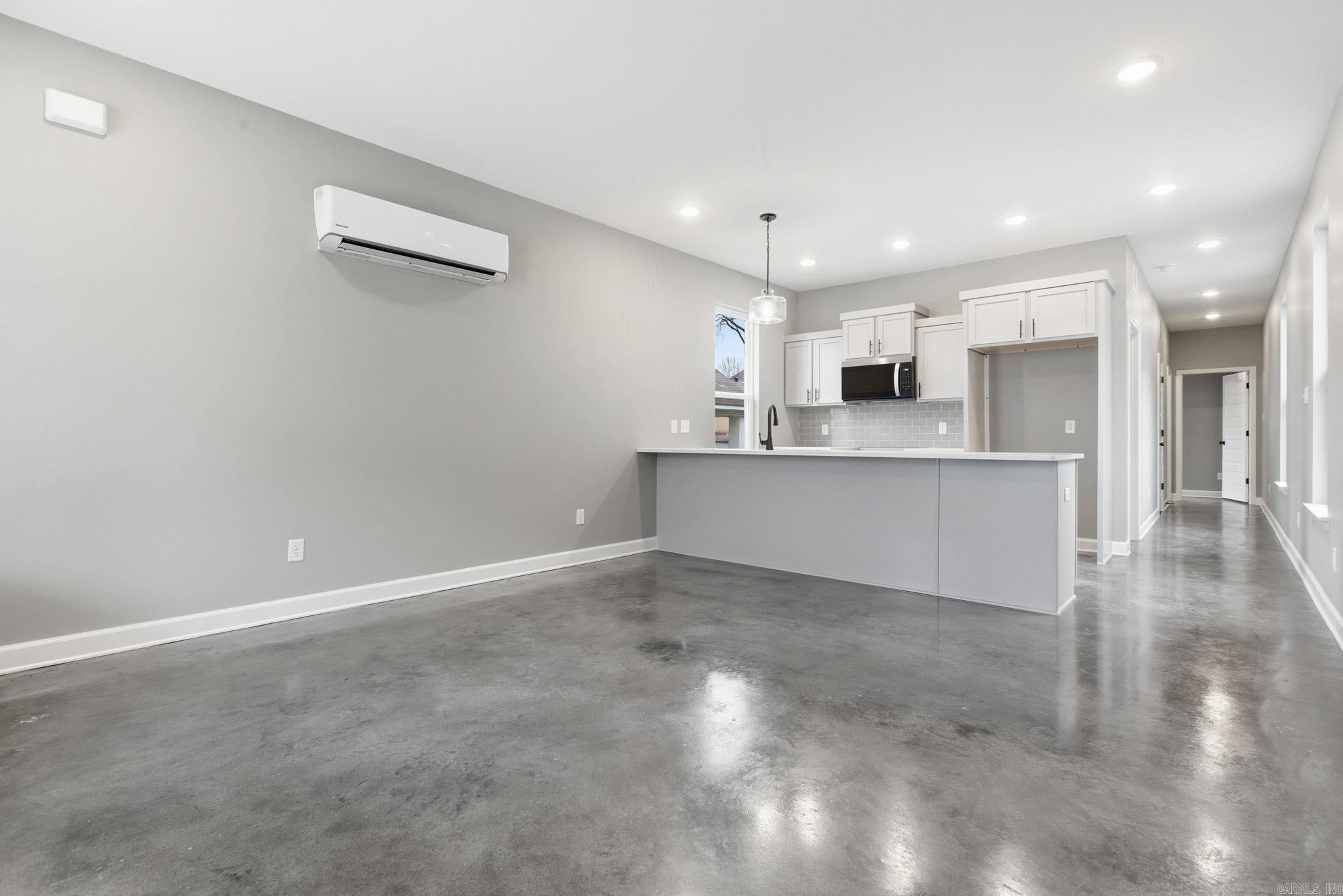 1211 College  Little Rock, AR