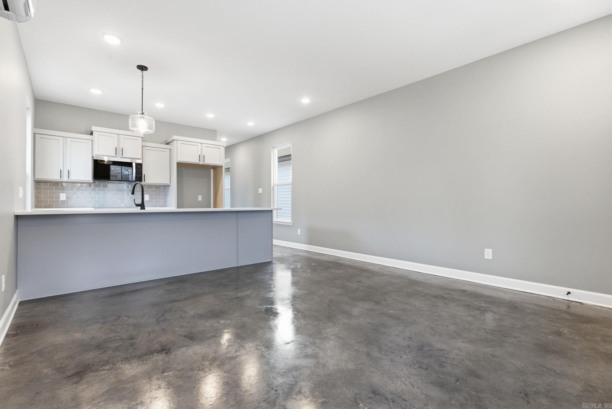 1211 College  Little Rock, AR